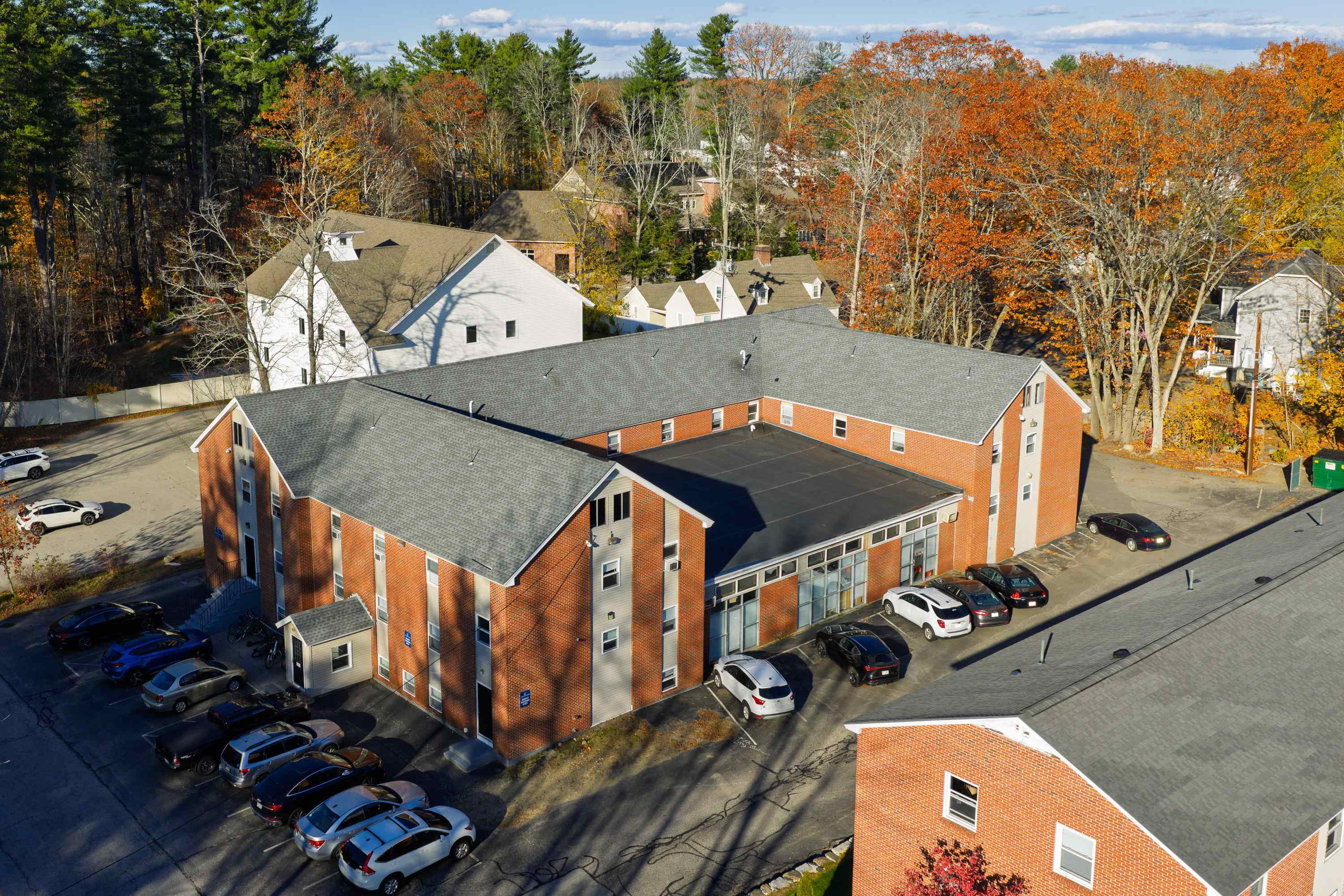 10-14 Strafford Ave, Durham, NH 03824