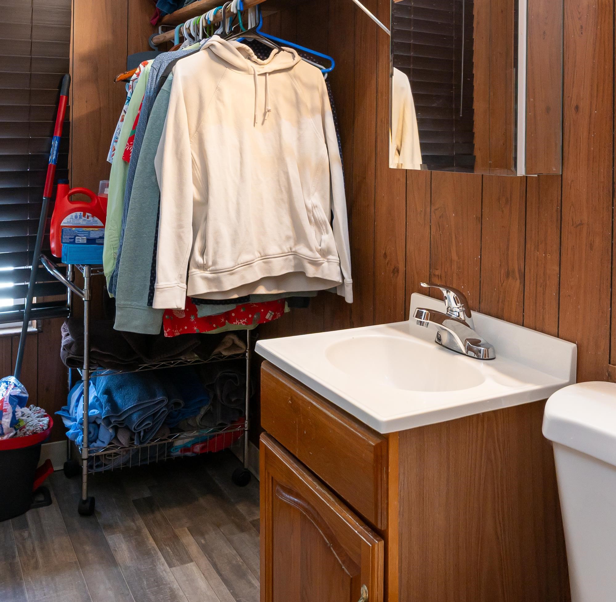 330  332 Ash St, Manchester, NH 03104