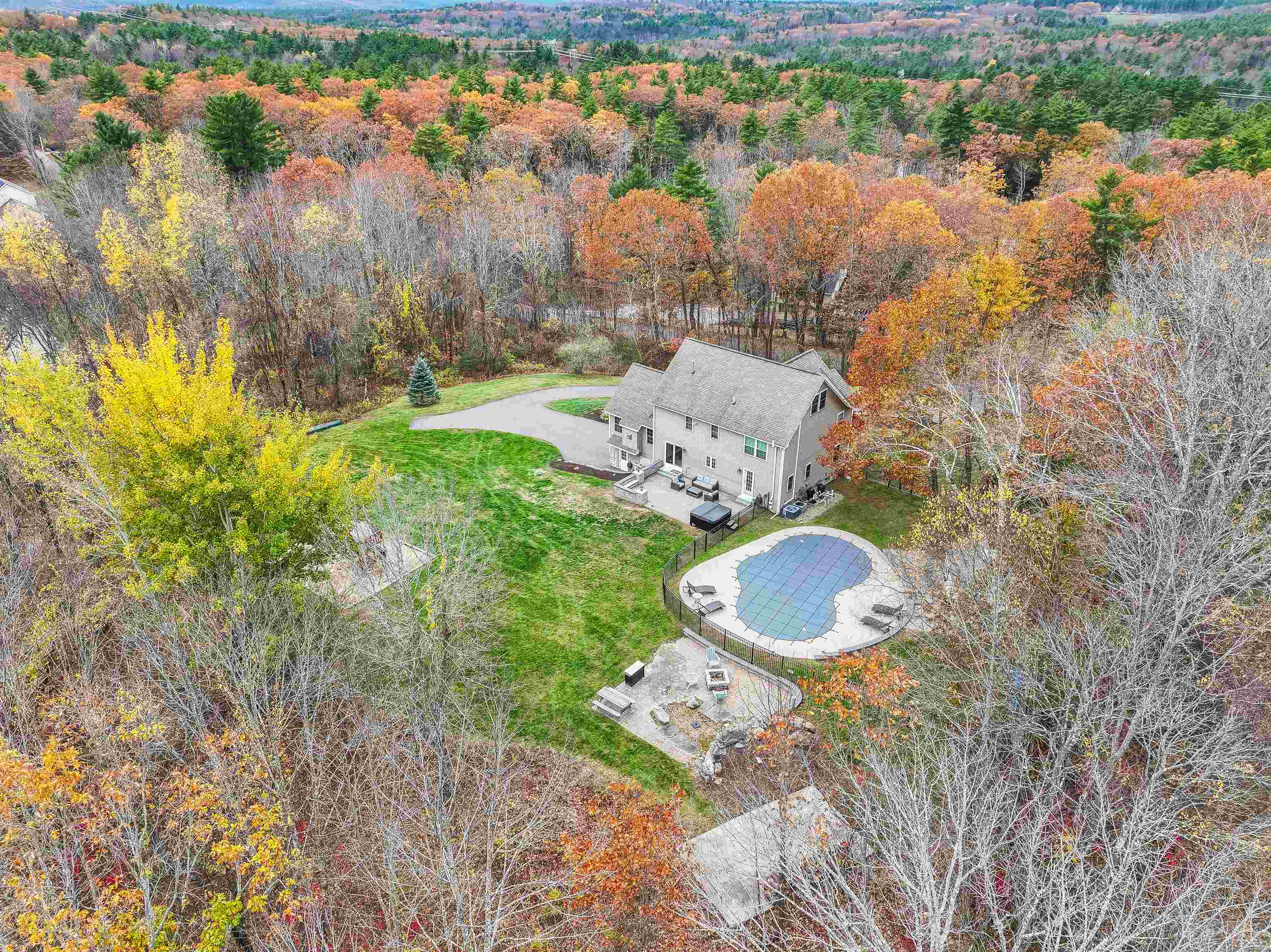 60 Snow Rd, Goffstown, NH 03045