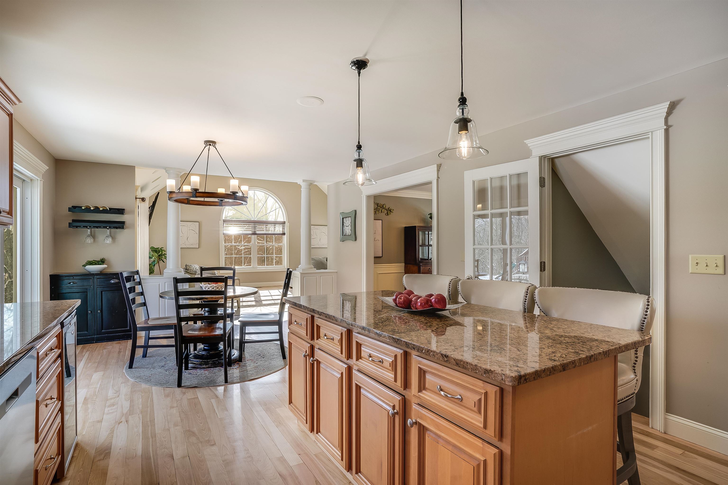 60 Snow Rd, Goffstown, NH 03045