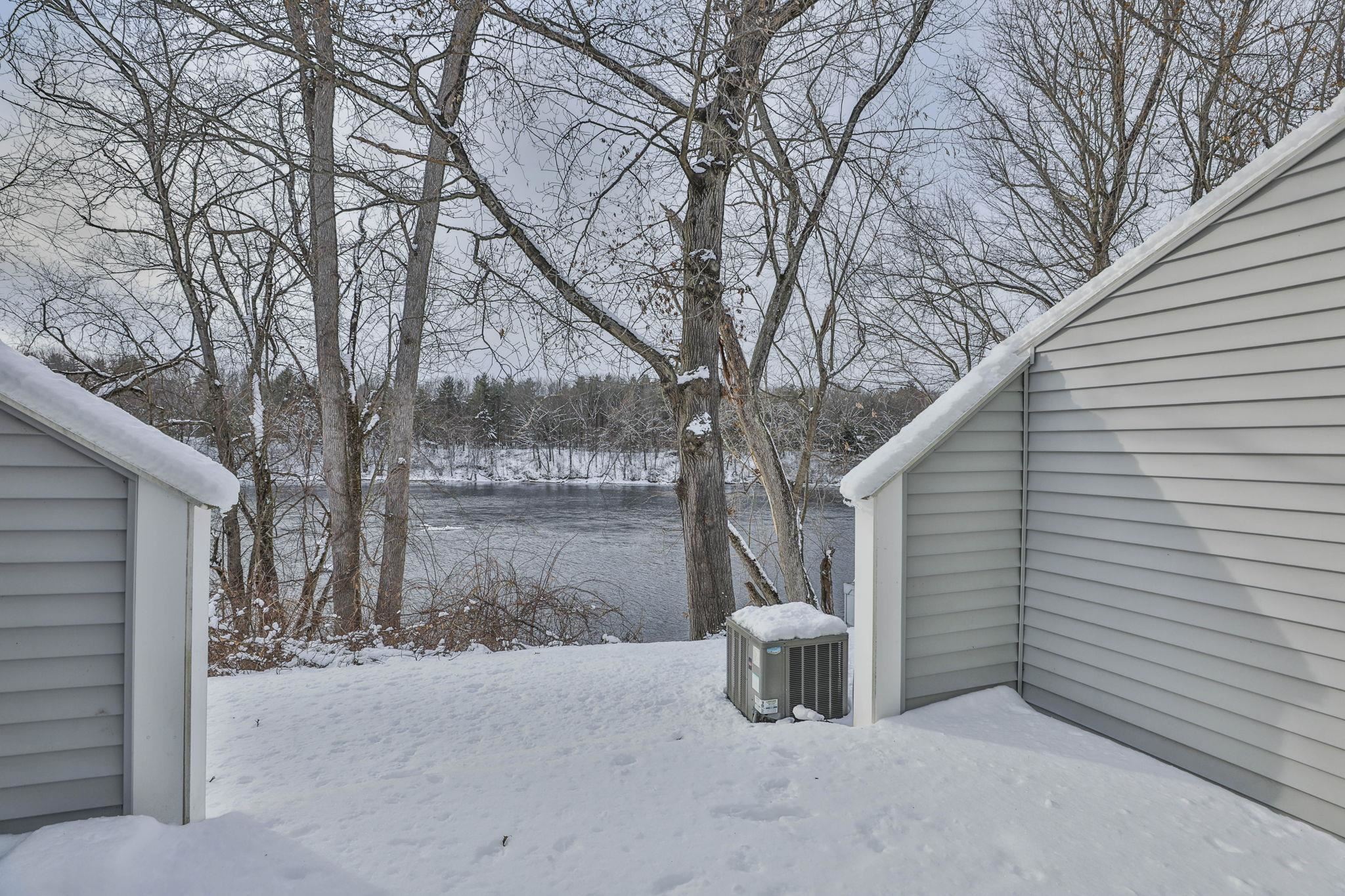 3030 Brown Ave, Manchester, NH 03103