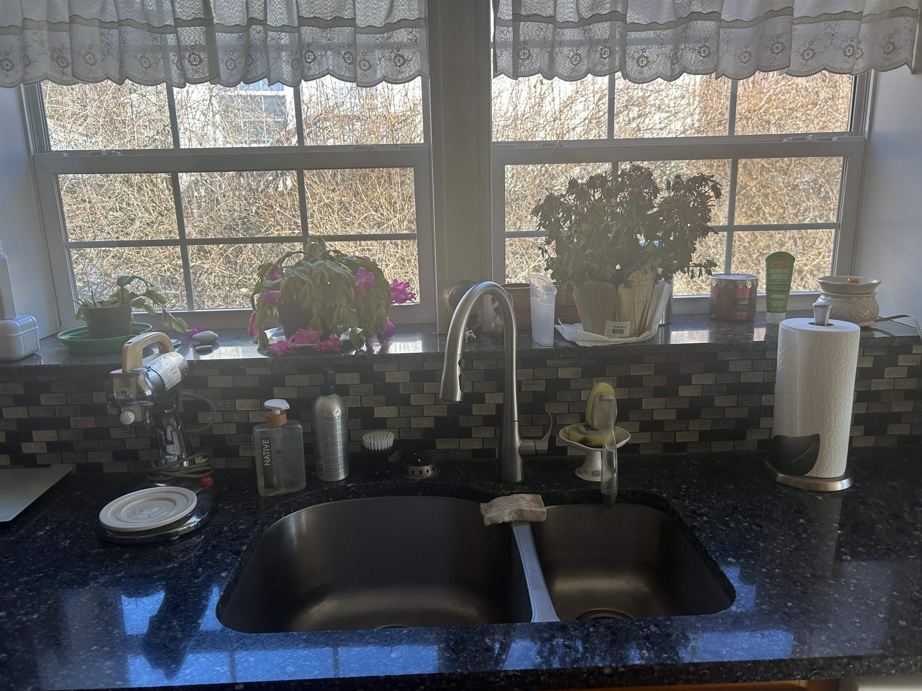 18 Ivy Ln, Farmington, NH 03835