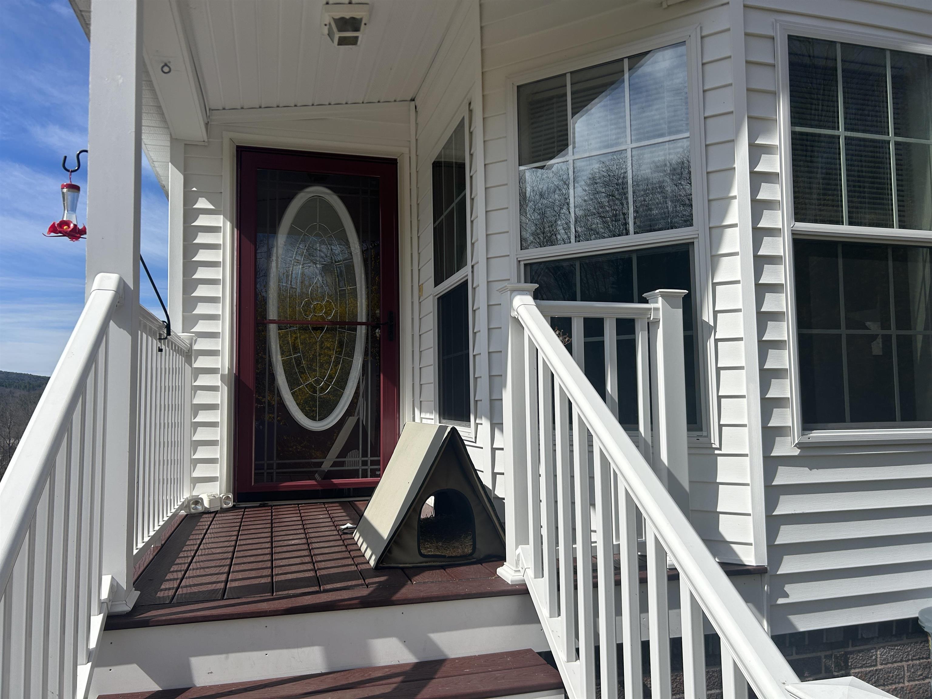 18 Ivy Ln, Farmington, NH 03835