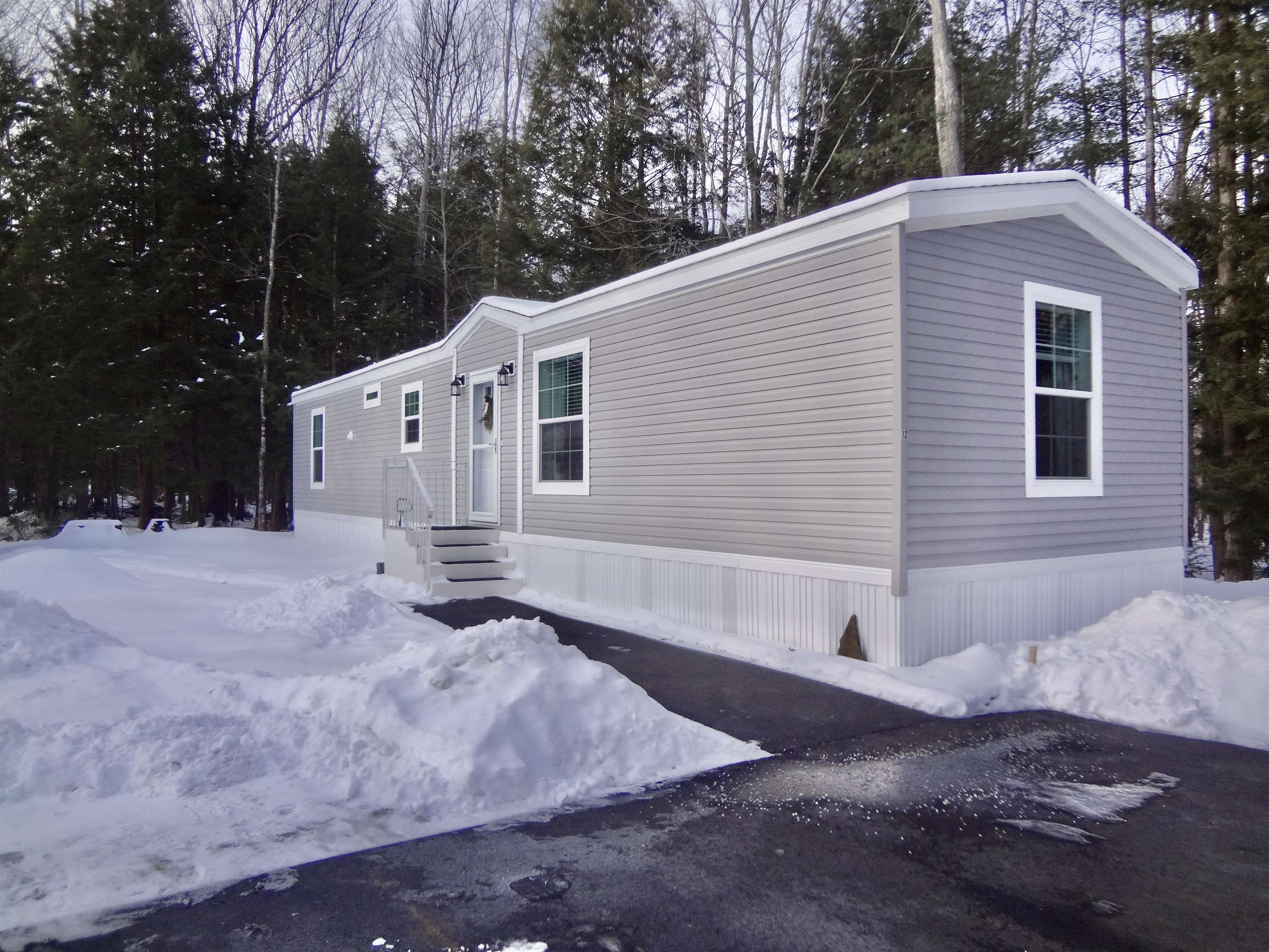 344 Old Lakeshore Rd, Gilford, NH 03249