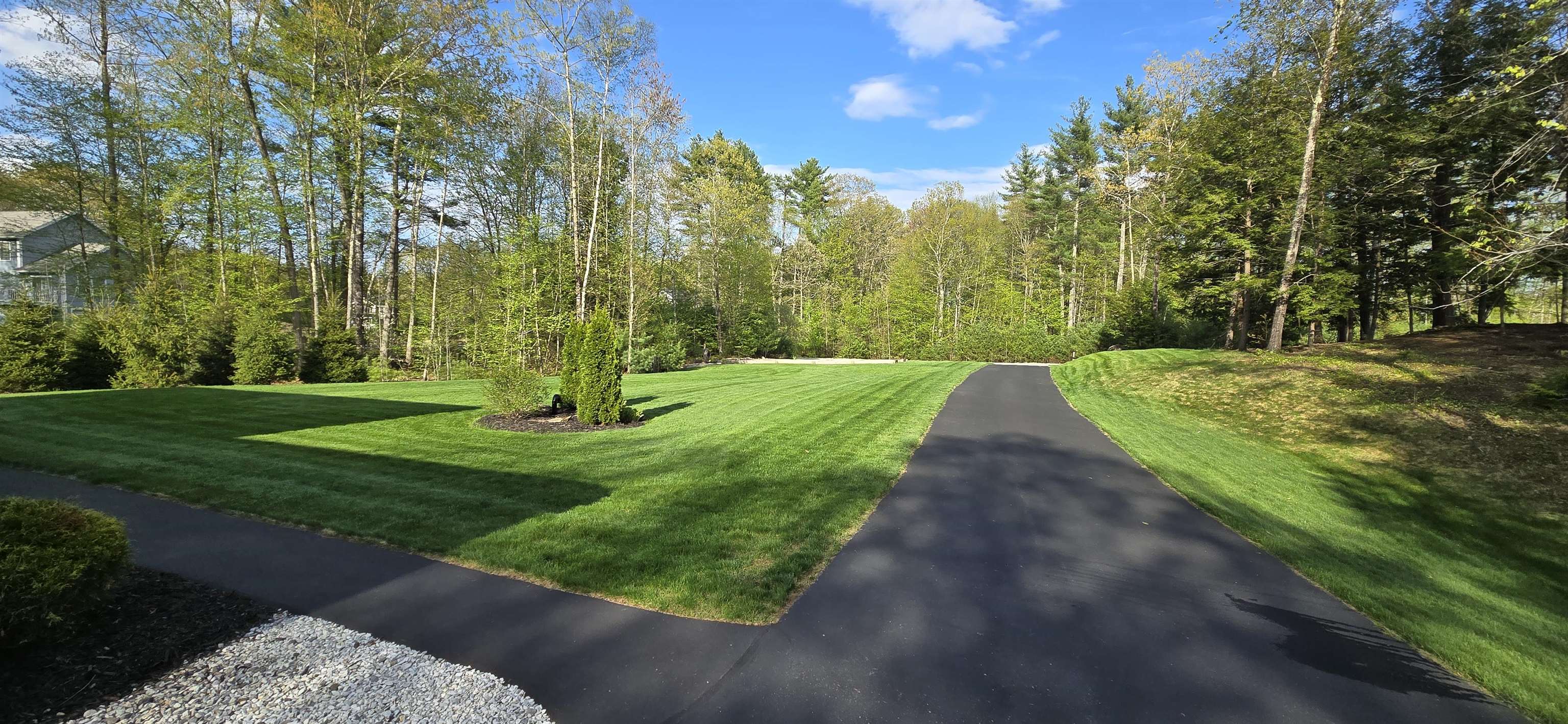 104 Olde Bridge Ln, Epping, NH 03042