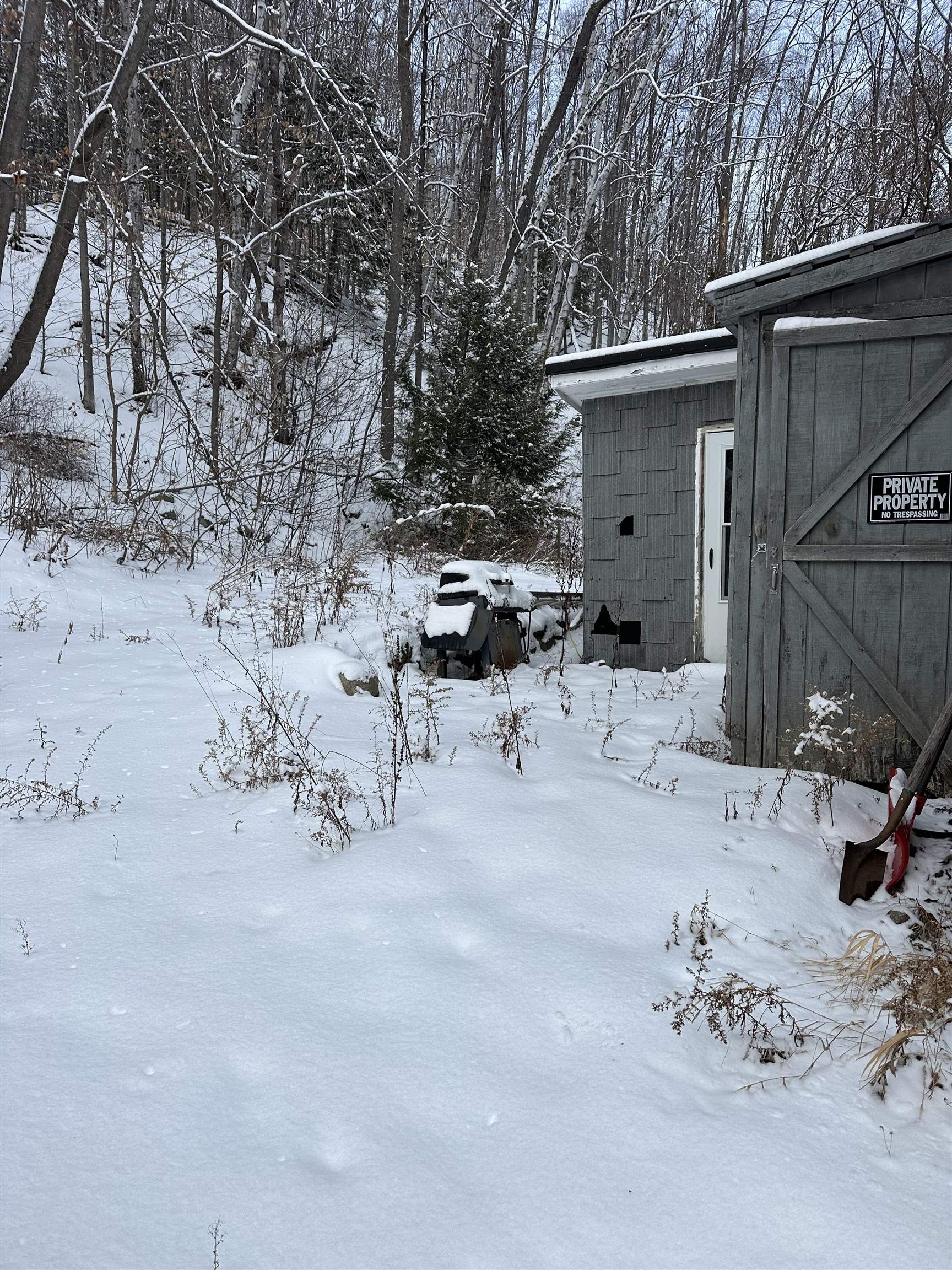 105 Maple St, Berlin, NH 03570