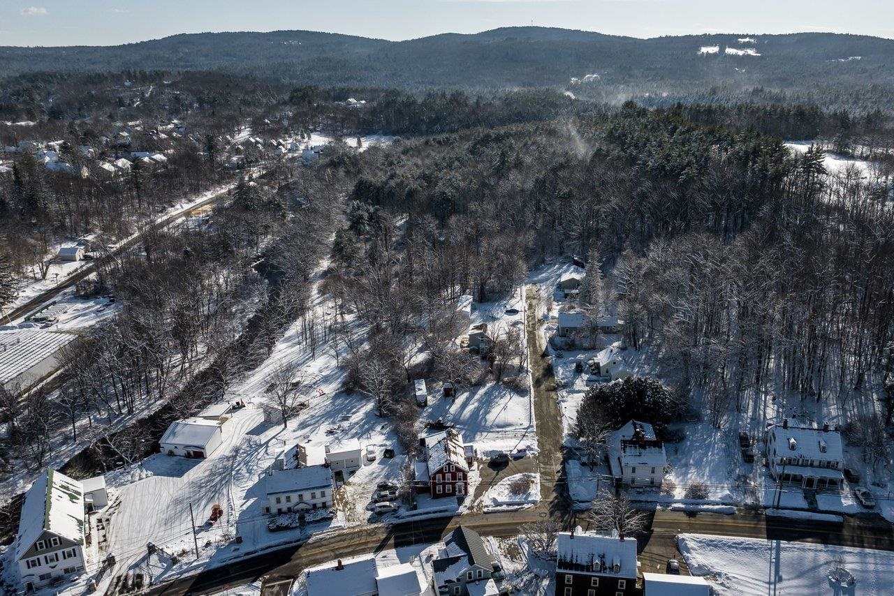 22 Concord Hill Rd, Pittsfield, NH 03263