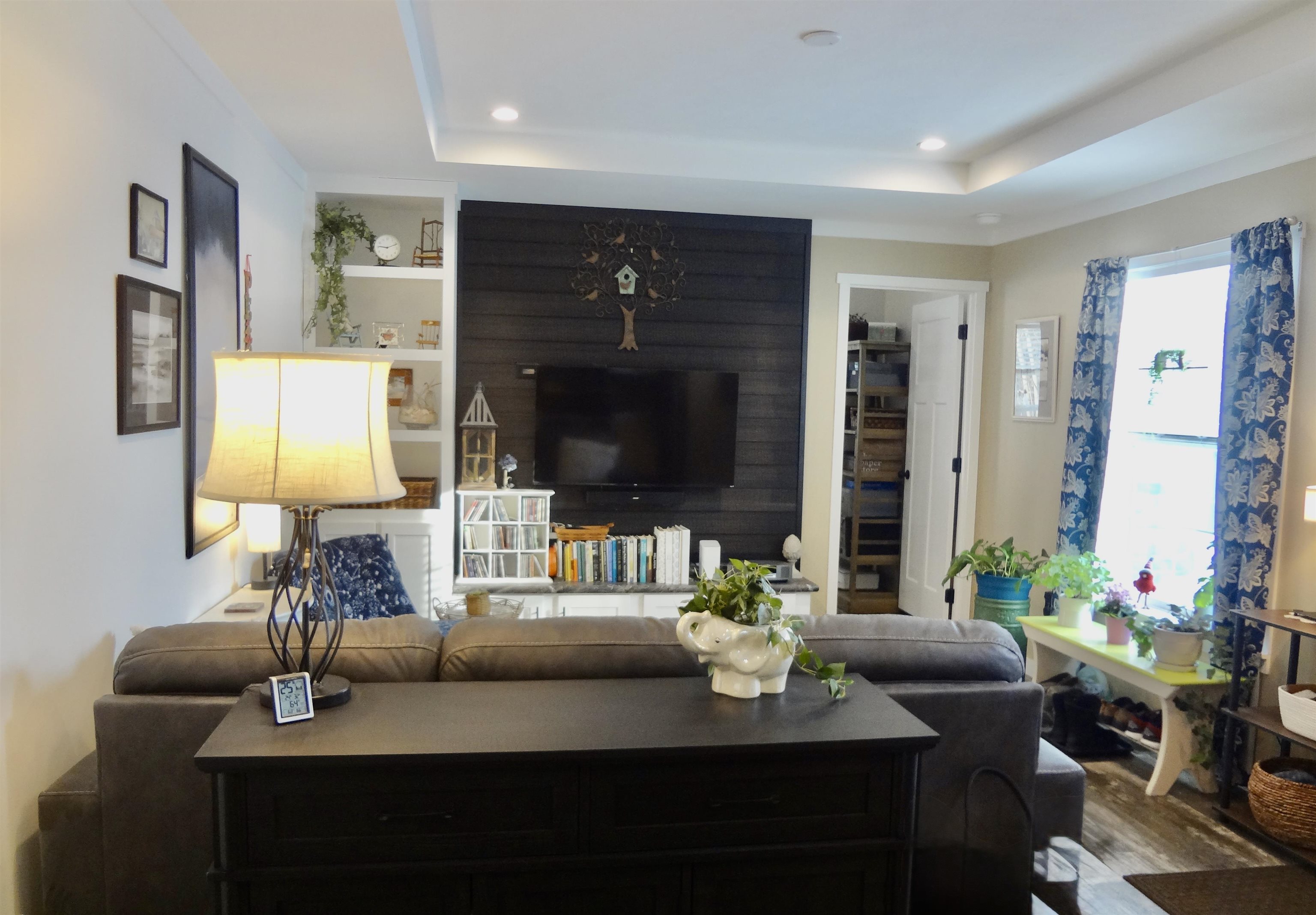 344 Old Lakeshore Rd, Gilford, NH 03249