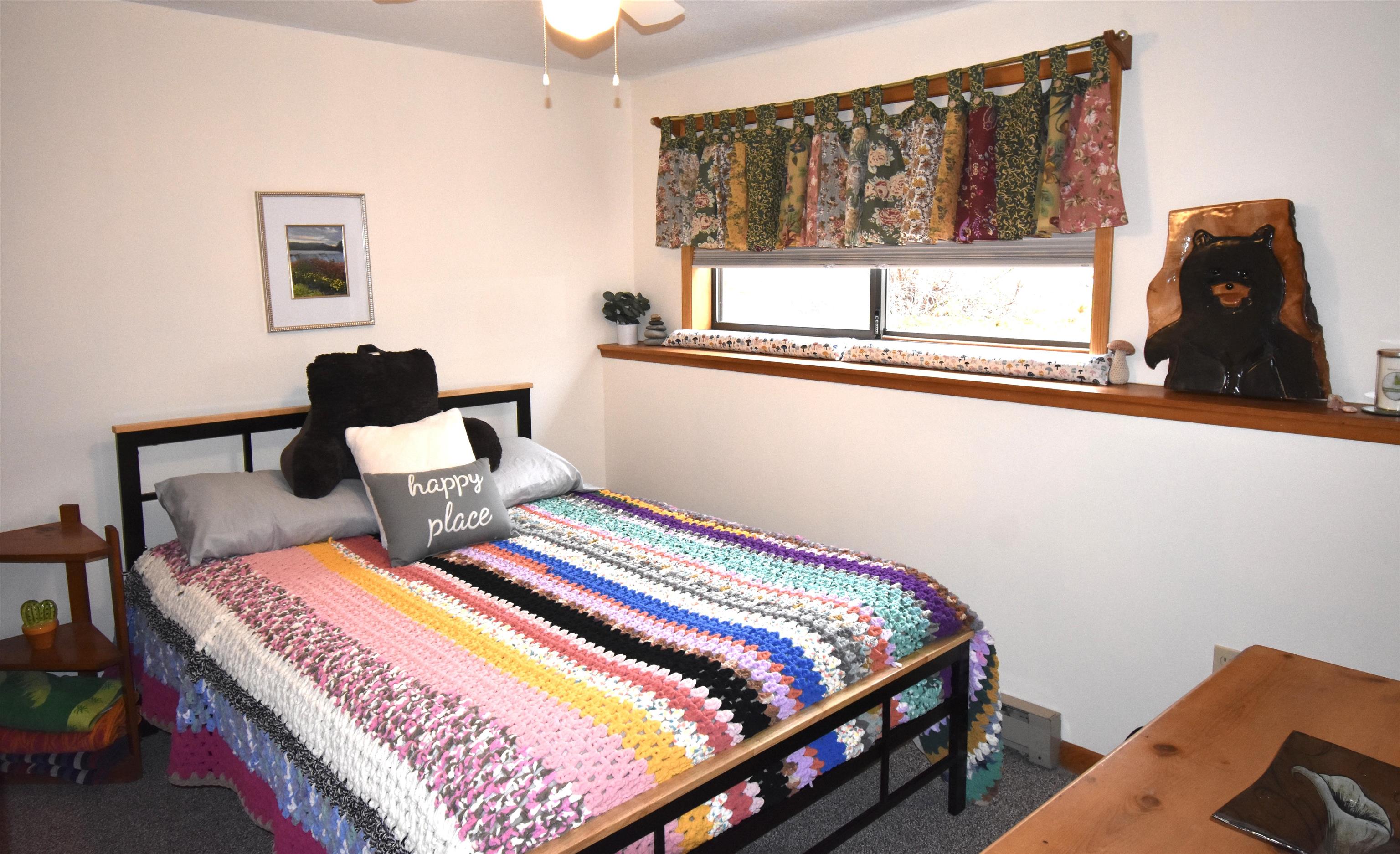 8 Streamside Rd, Campton, NH 03223