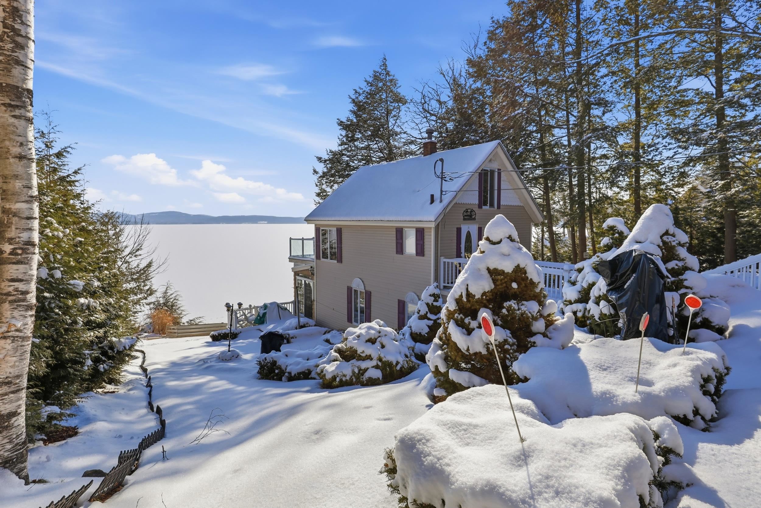 302 Black Brook Rd, Sanbornton, NH 03269