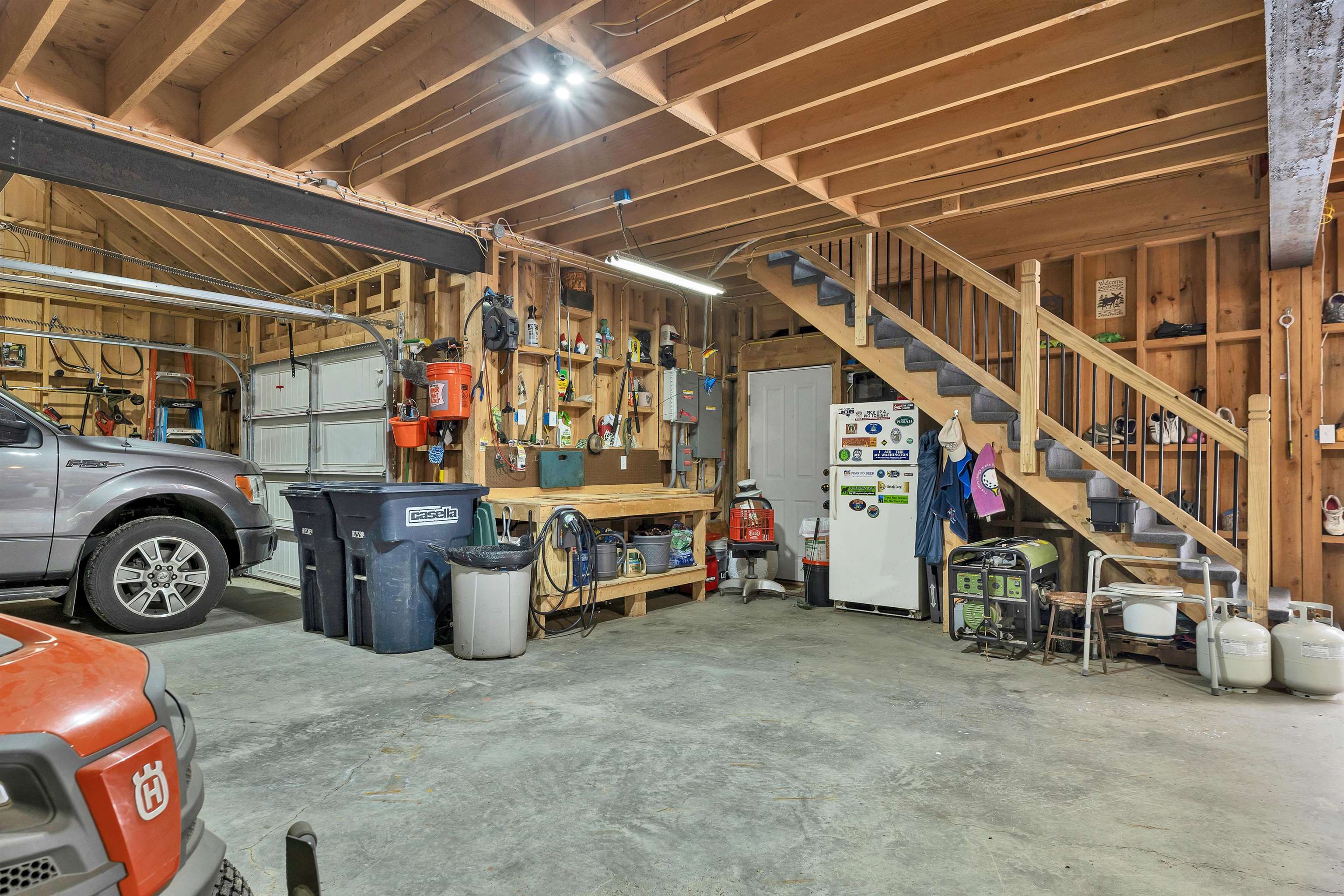 264 Wing Rd, Bethlehem, NH 03574