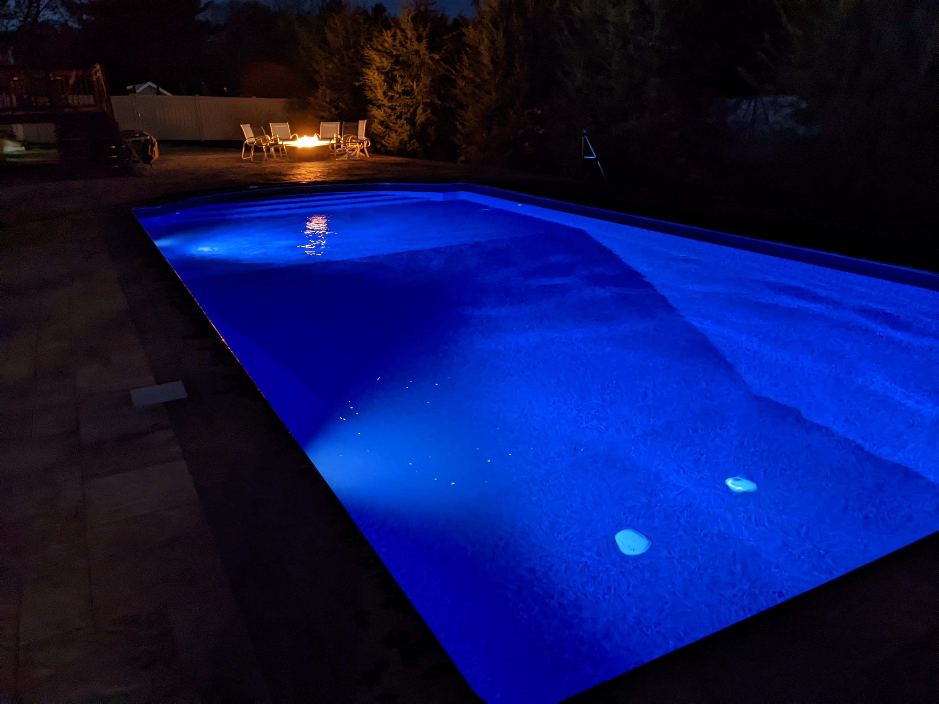 2 Hilliard Dr, Hampton, NH 03842