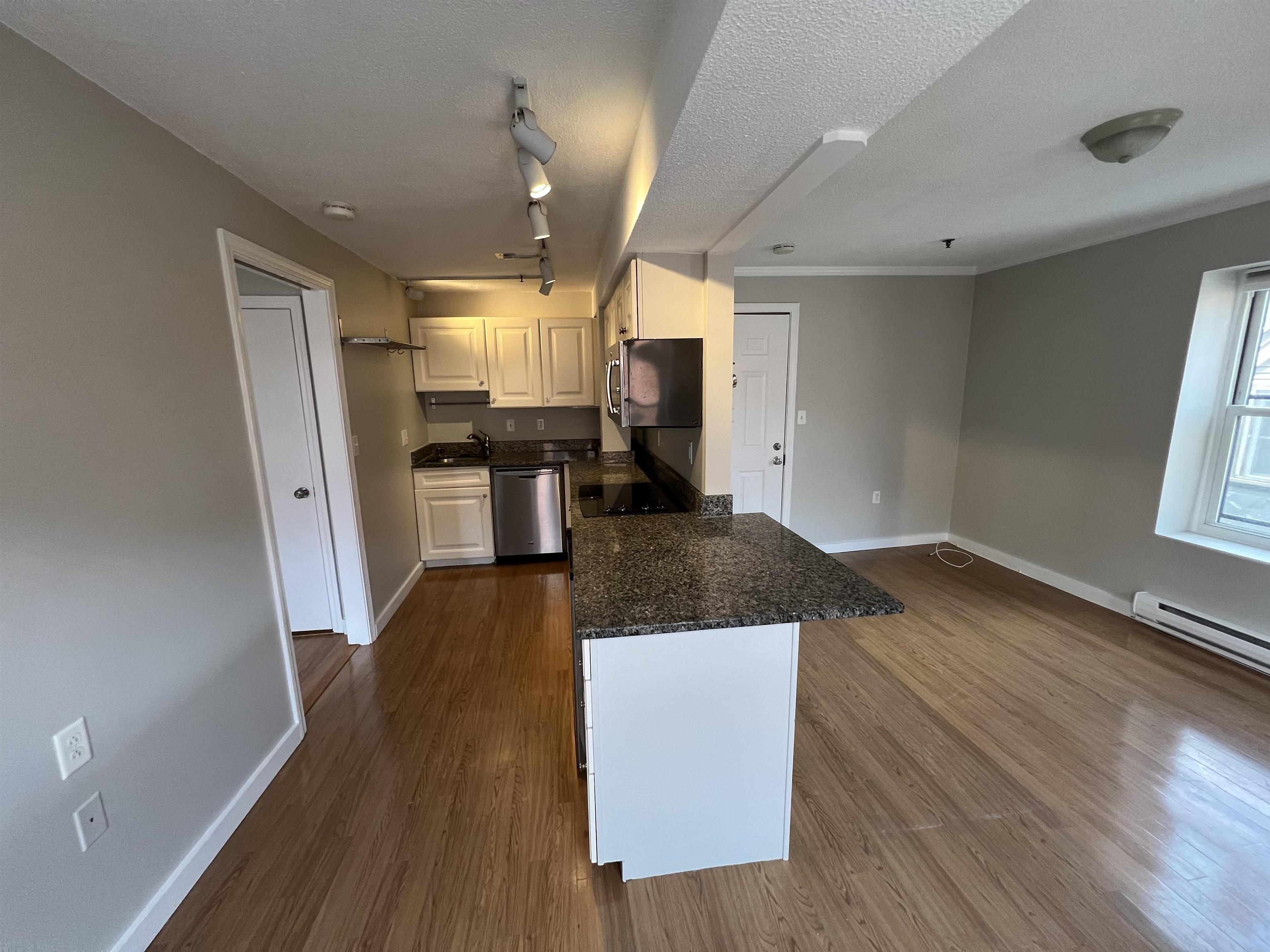 90 Fleet St, Portsmouth, NH 03801