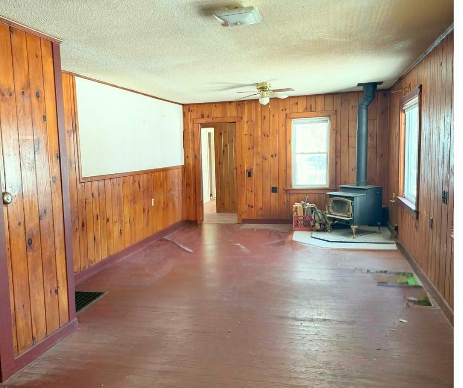 27 Water St, Meredith, NH 03253