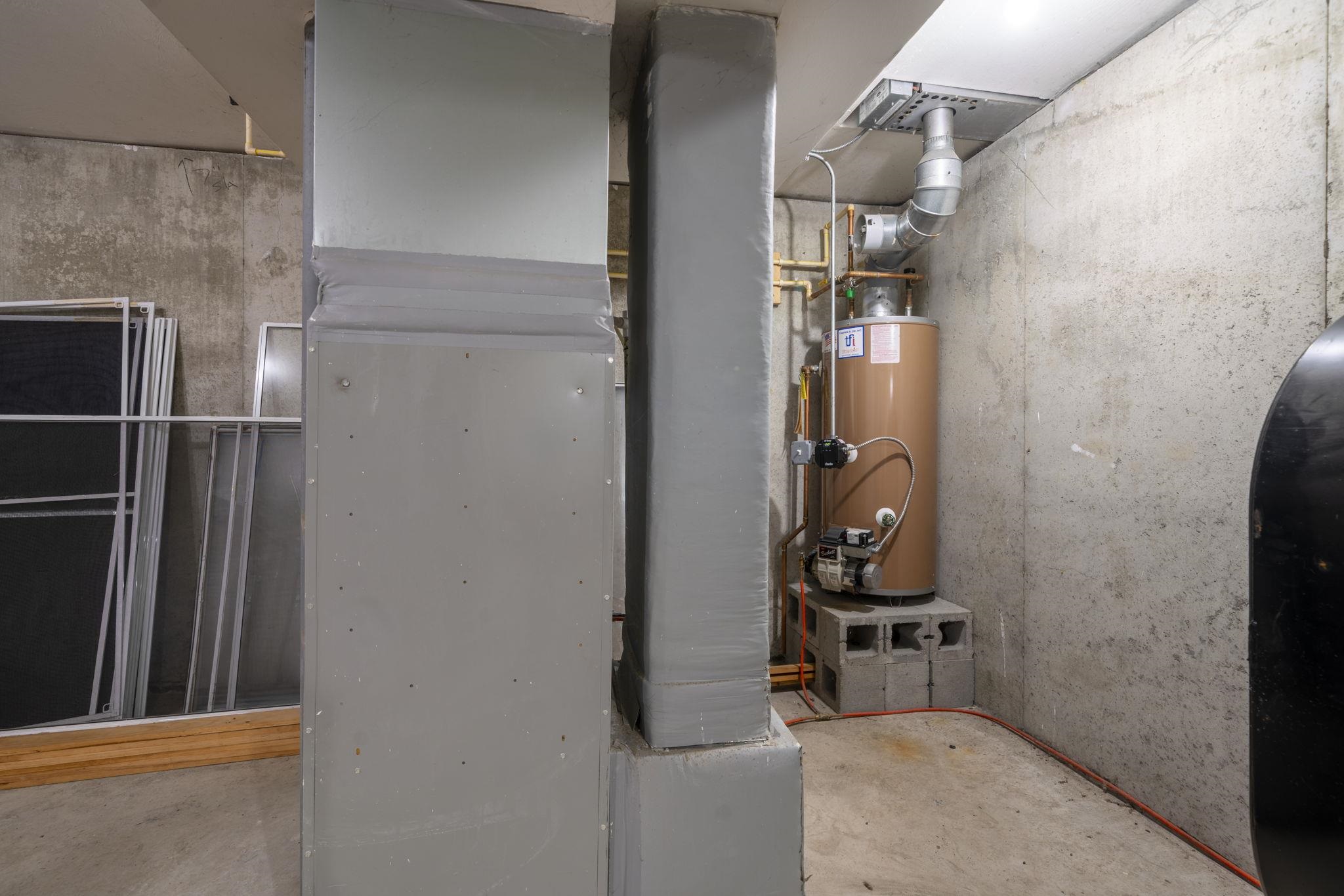 733 South Stark Hw, Weare, NH 03281