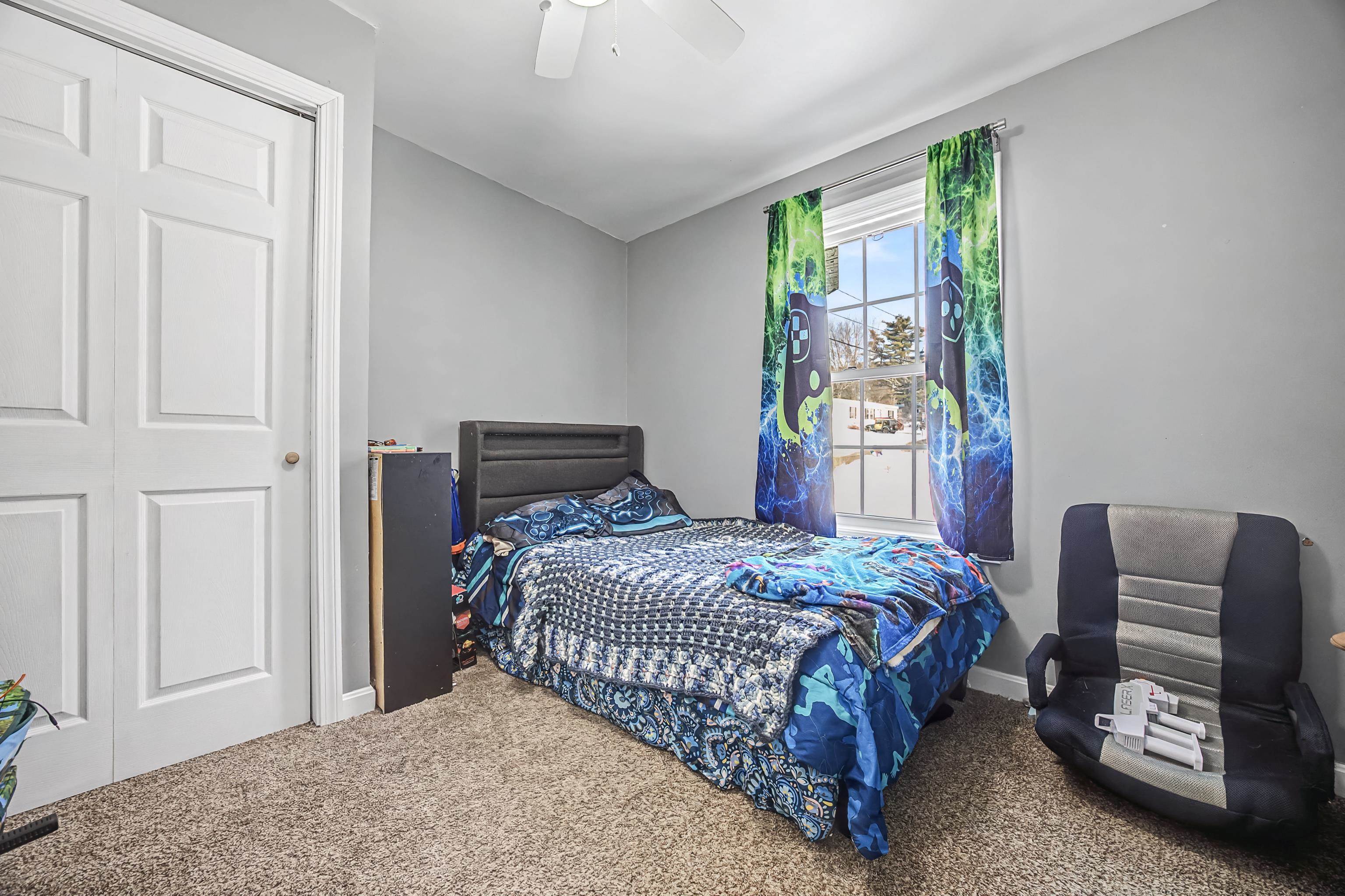 28 Woodlawn Dr, Allenstown, NH 03275