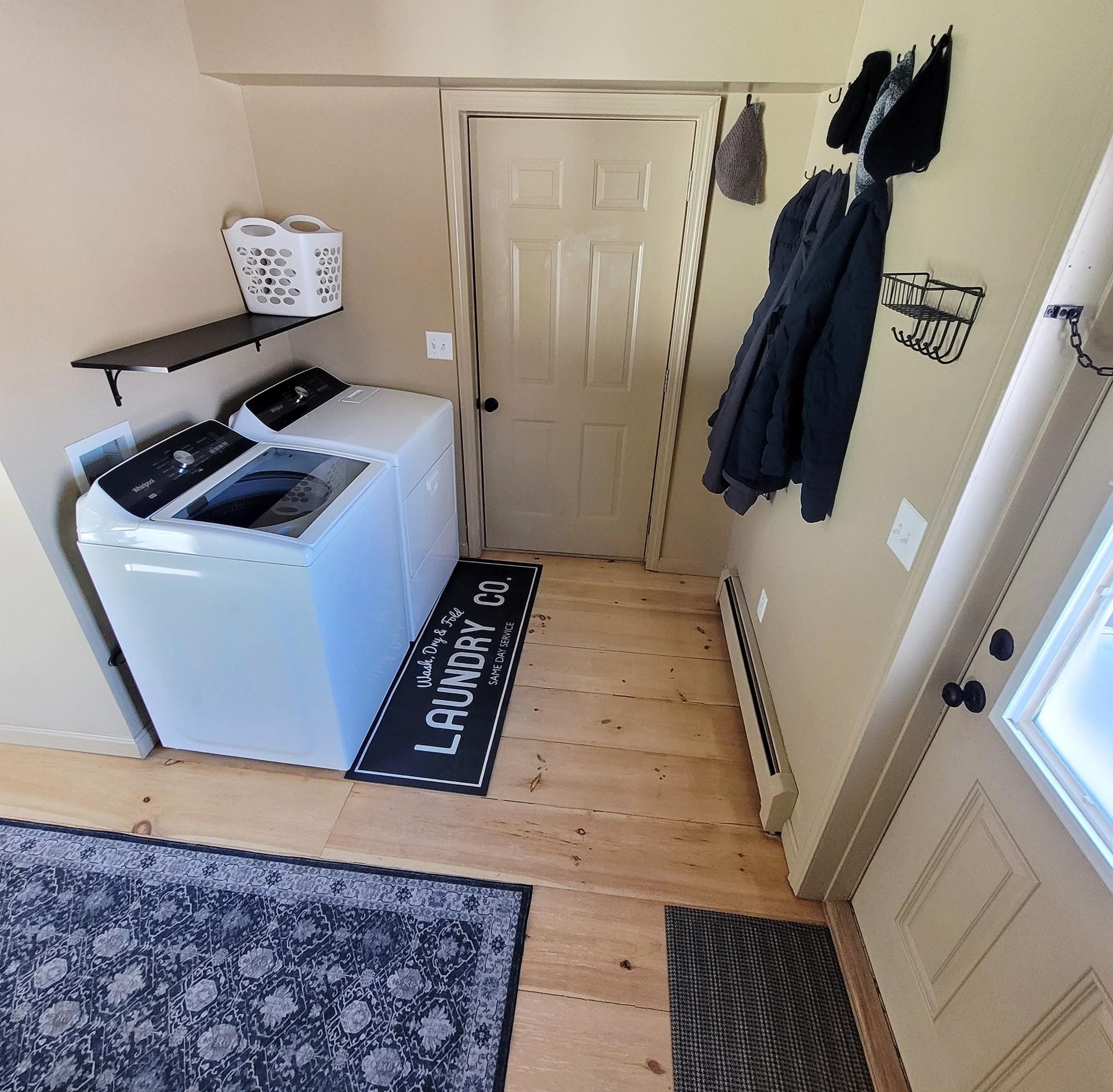 Laundry mudroom area off garage