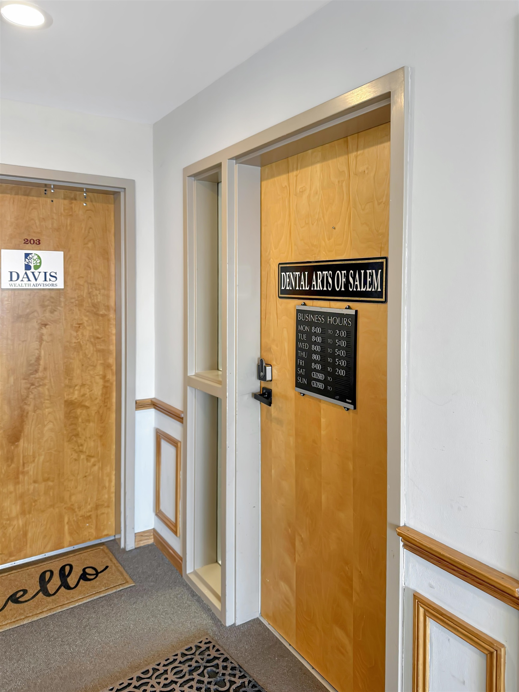 12 Stiles Rd, Salem, NH 03079