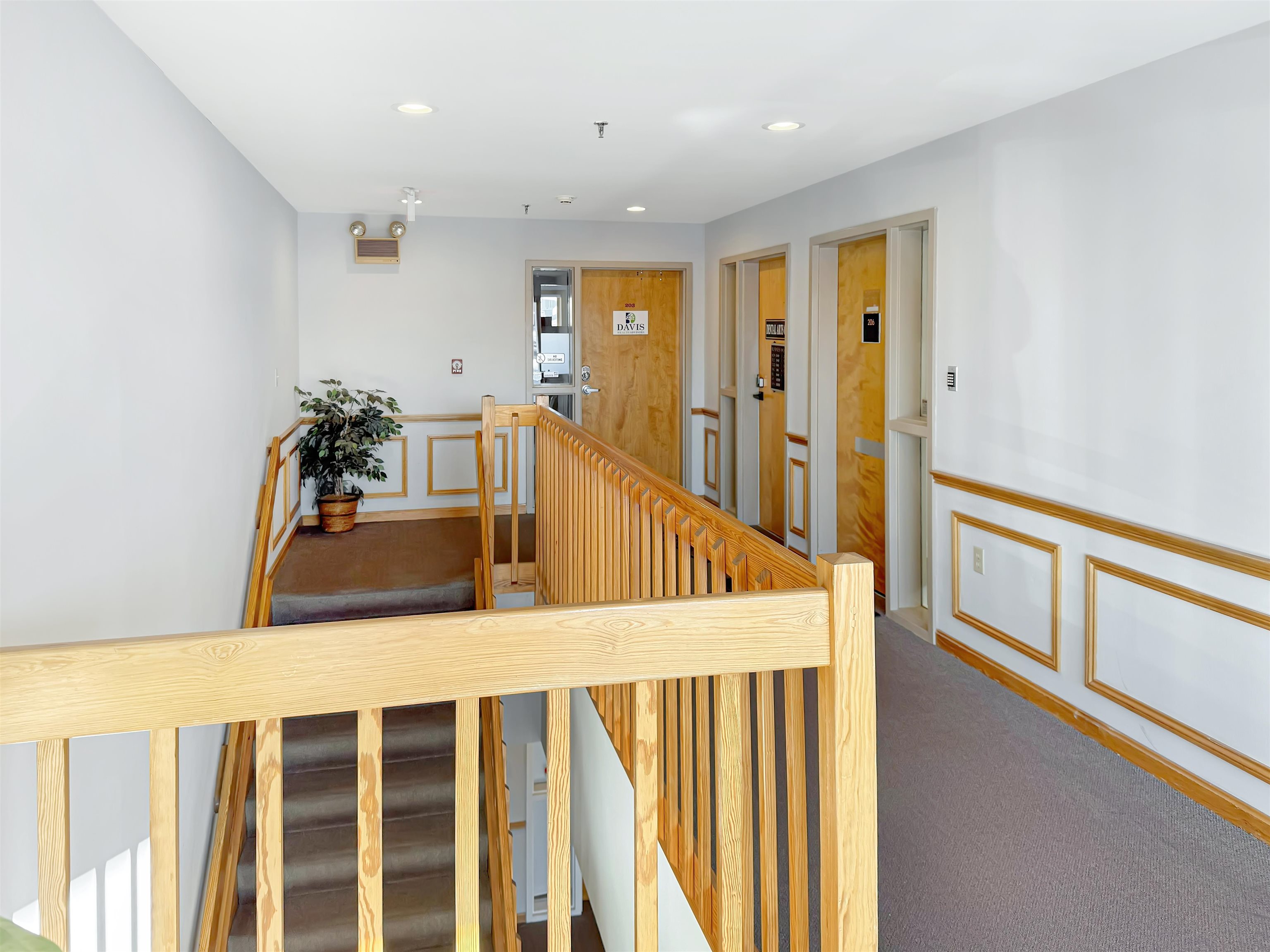 12 Stiles Rd, Salem, NH 03079