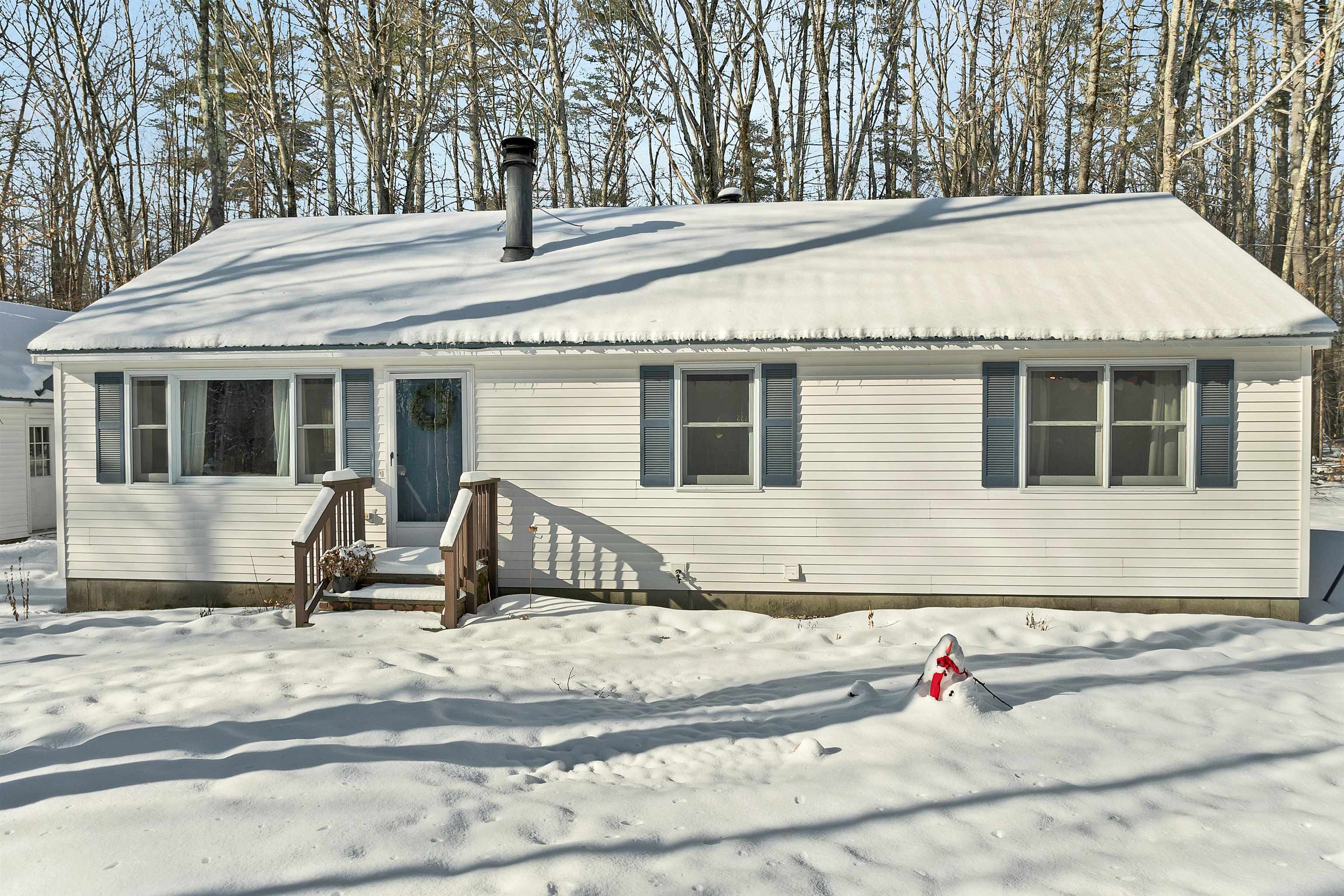 5 Woodcrest Dr, Ossipee, NH 03864