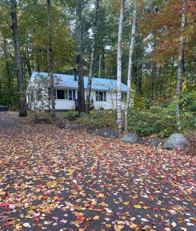 5 Woodcrest Dr, Ossipee, NH 03864