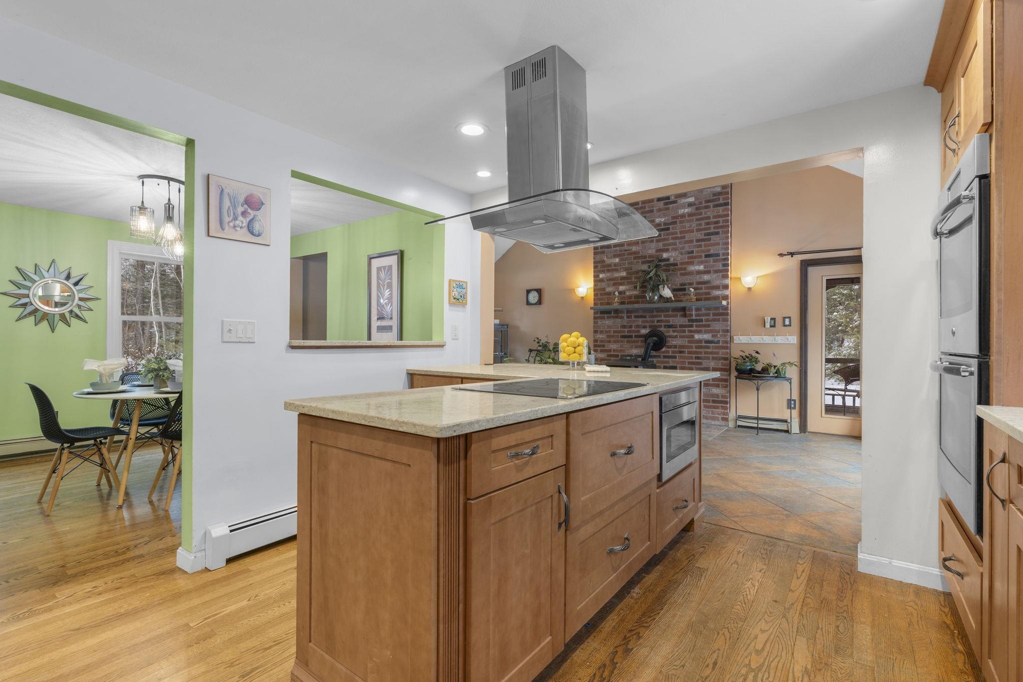 147 Hamwoods Road — photo 3