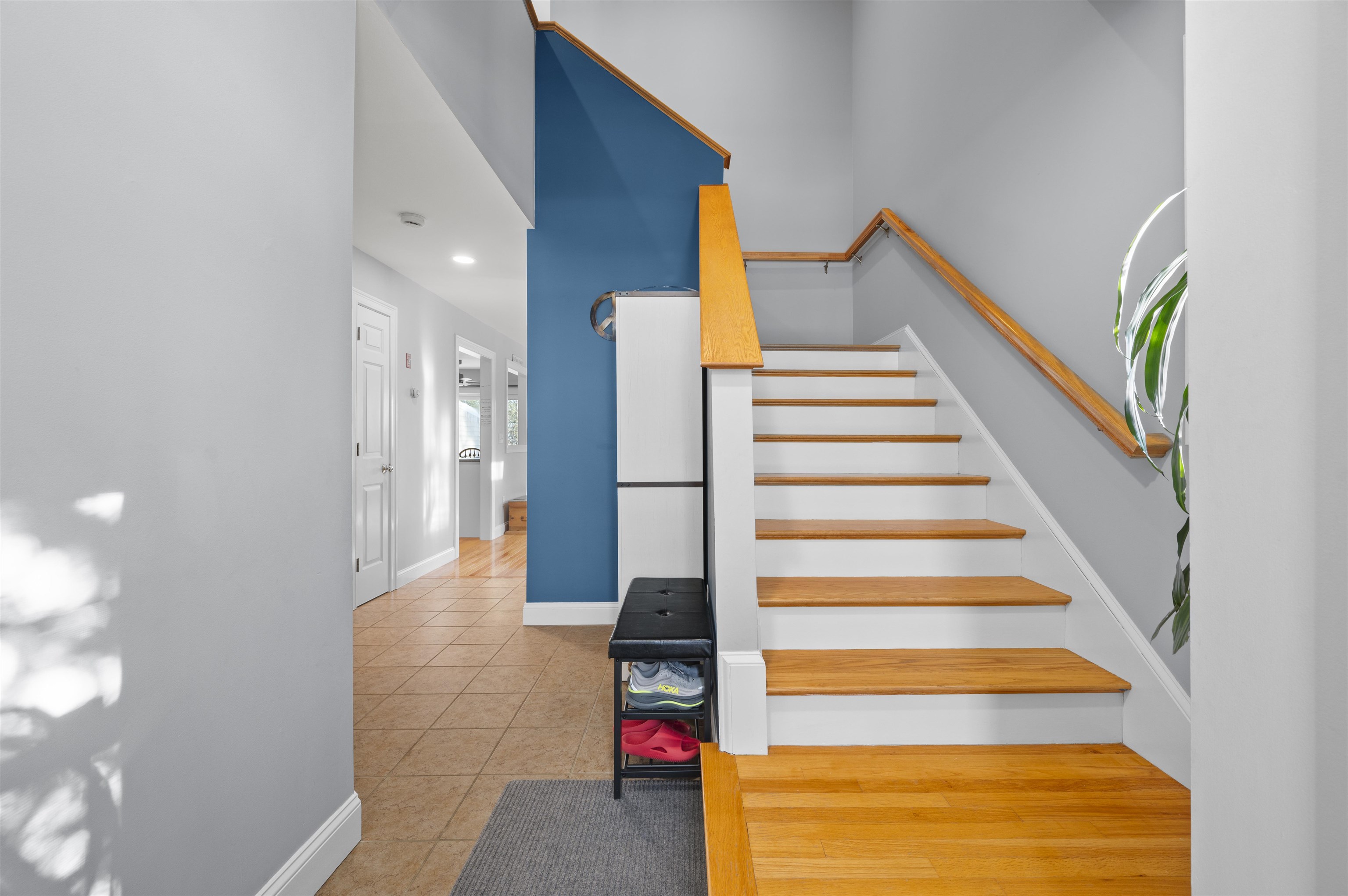 25 Lilac Ln, Newmarket, NH 03857