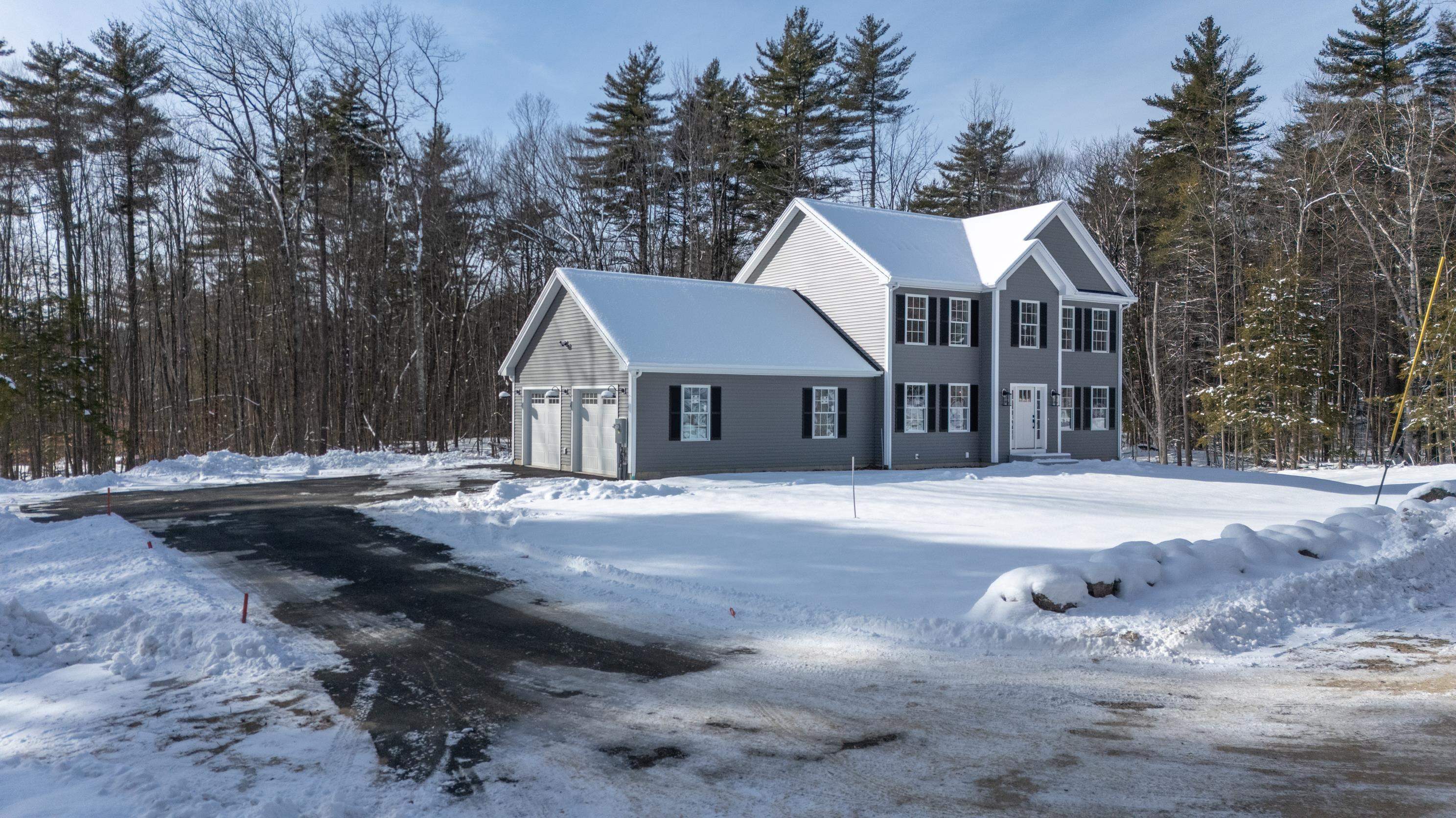 14 Short Falls Rd, Chichester, NH 03258