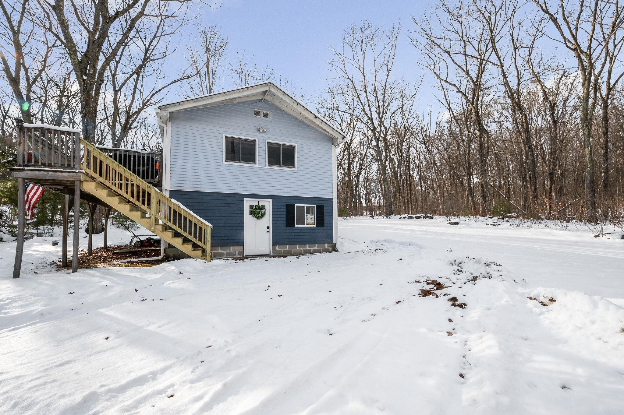 Photo of 14 Cove Drive Derry NH 03038