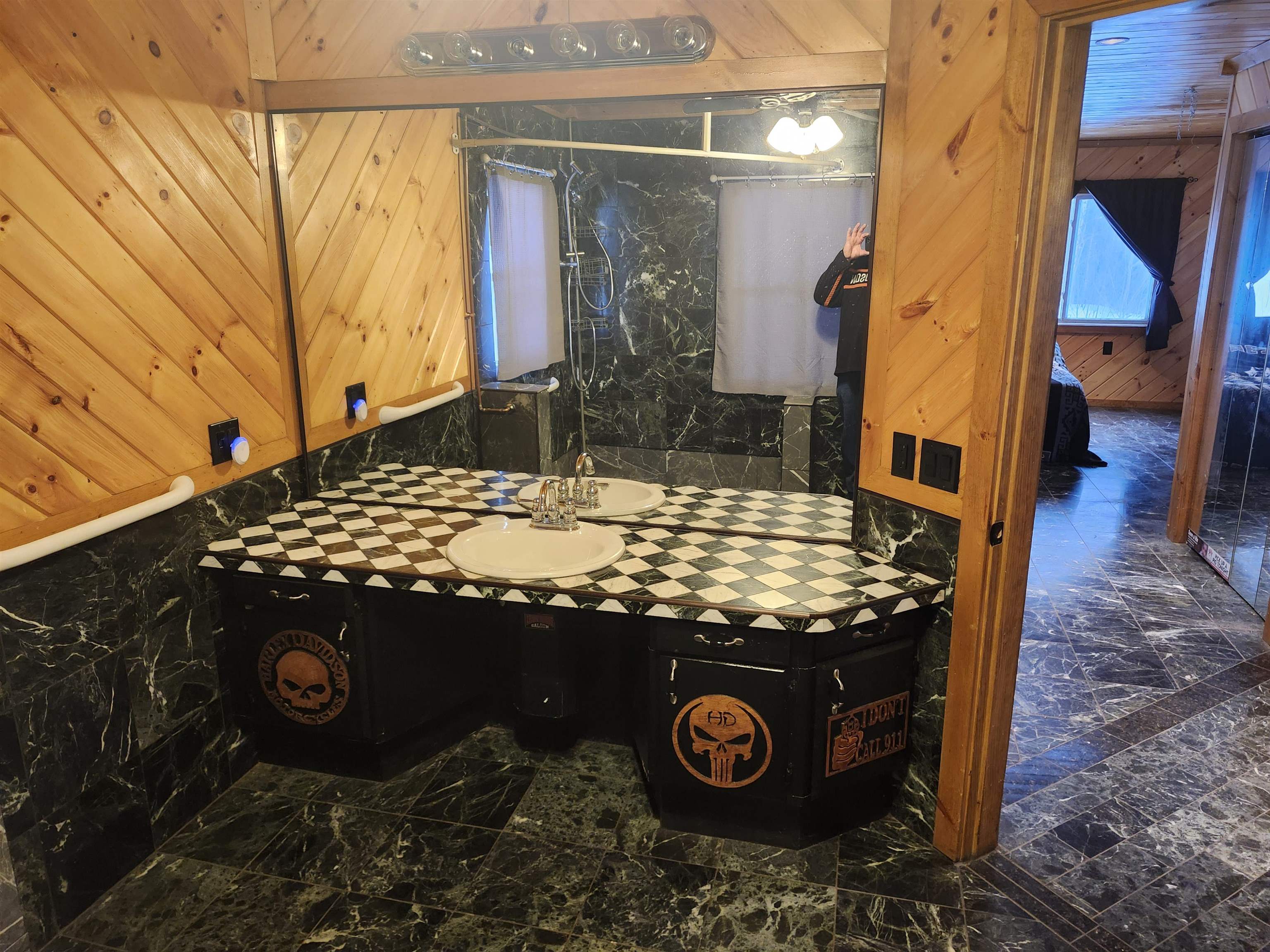 86 Ferguson Rd, Clarksville, NH 03592