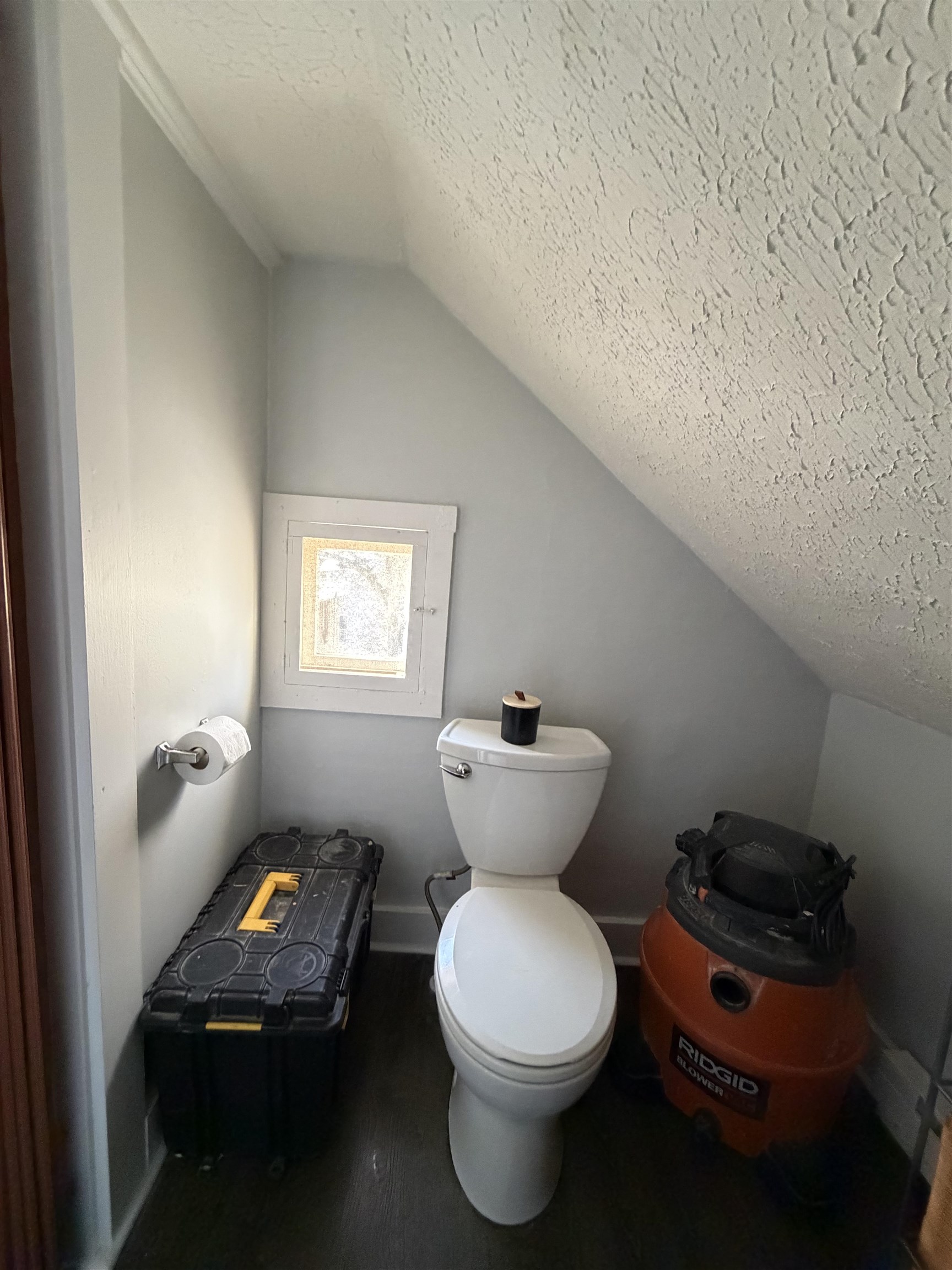 20 Baker St, Dover, NH 03820