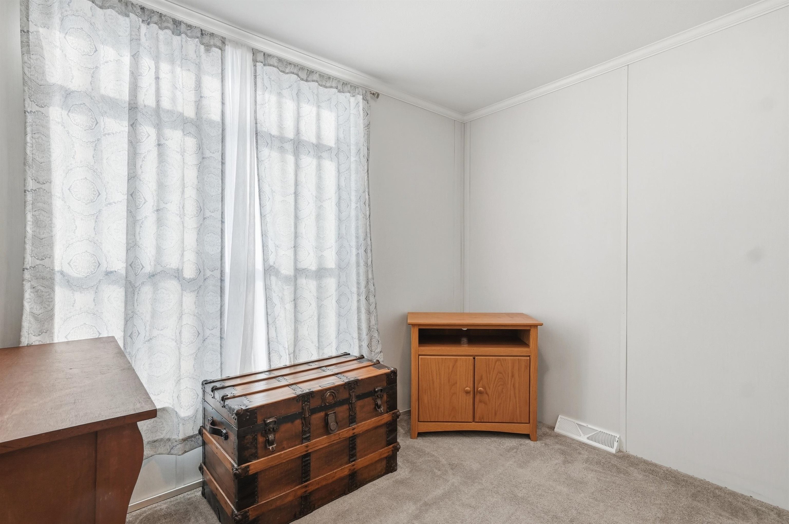 65 Caddy Dr, Salem, NH 03079