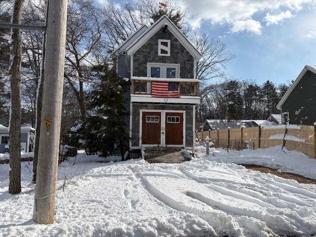 11 Dulcies Point Rd, Kingston, NH 03848