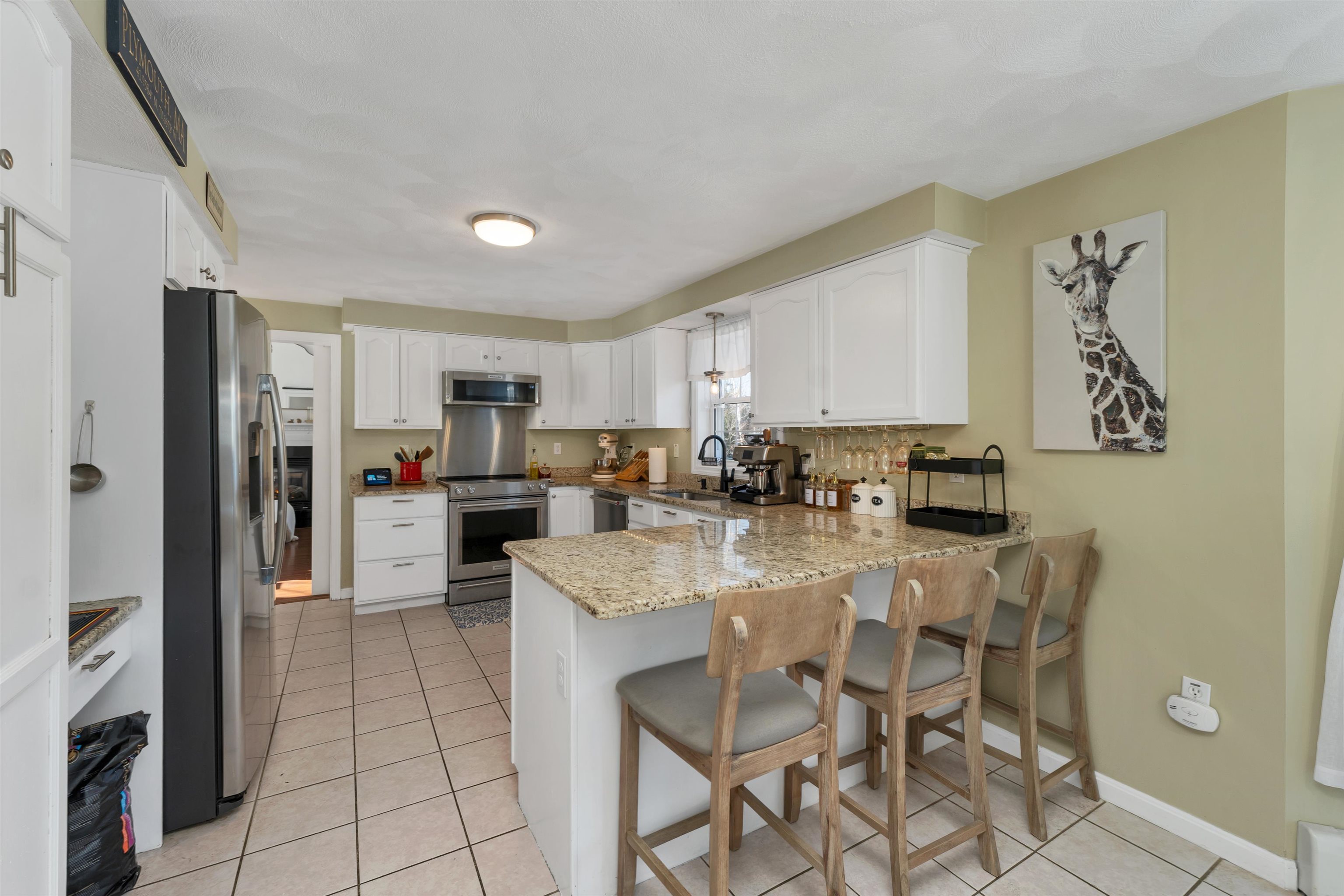 Homes for sale in Sandown, NH | 1 Treaty Ct, Sandown, NH 03873 | MLS# 5075017