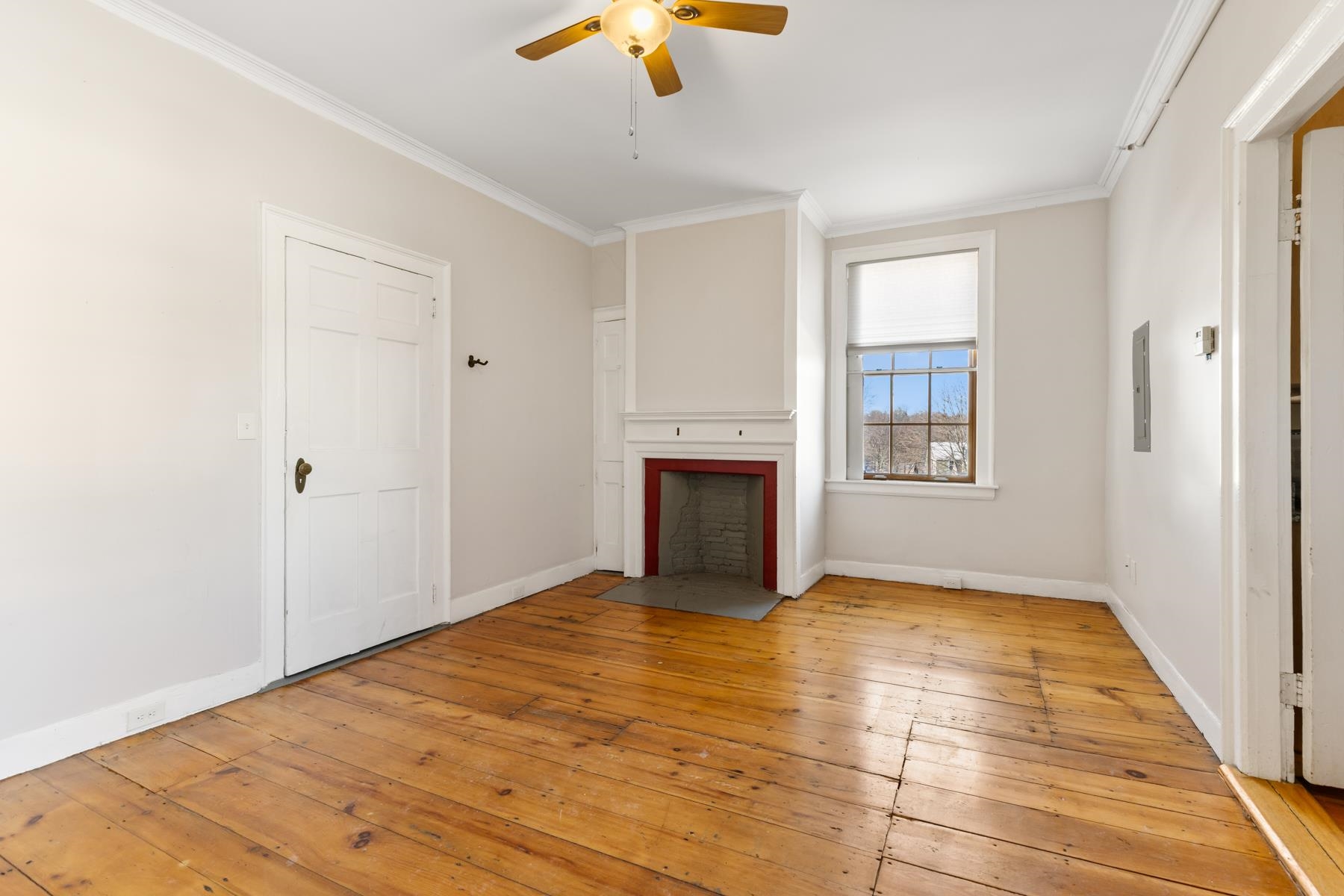 525 Maplewood Ave, Portsmouth, NH 03801