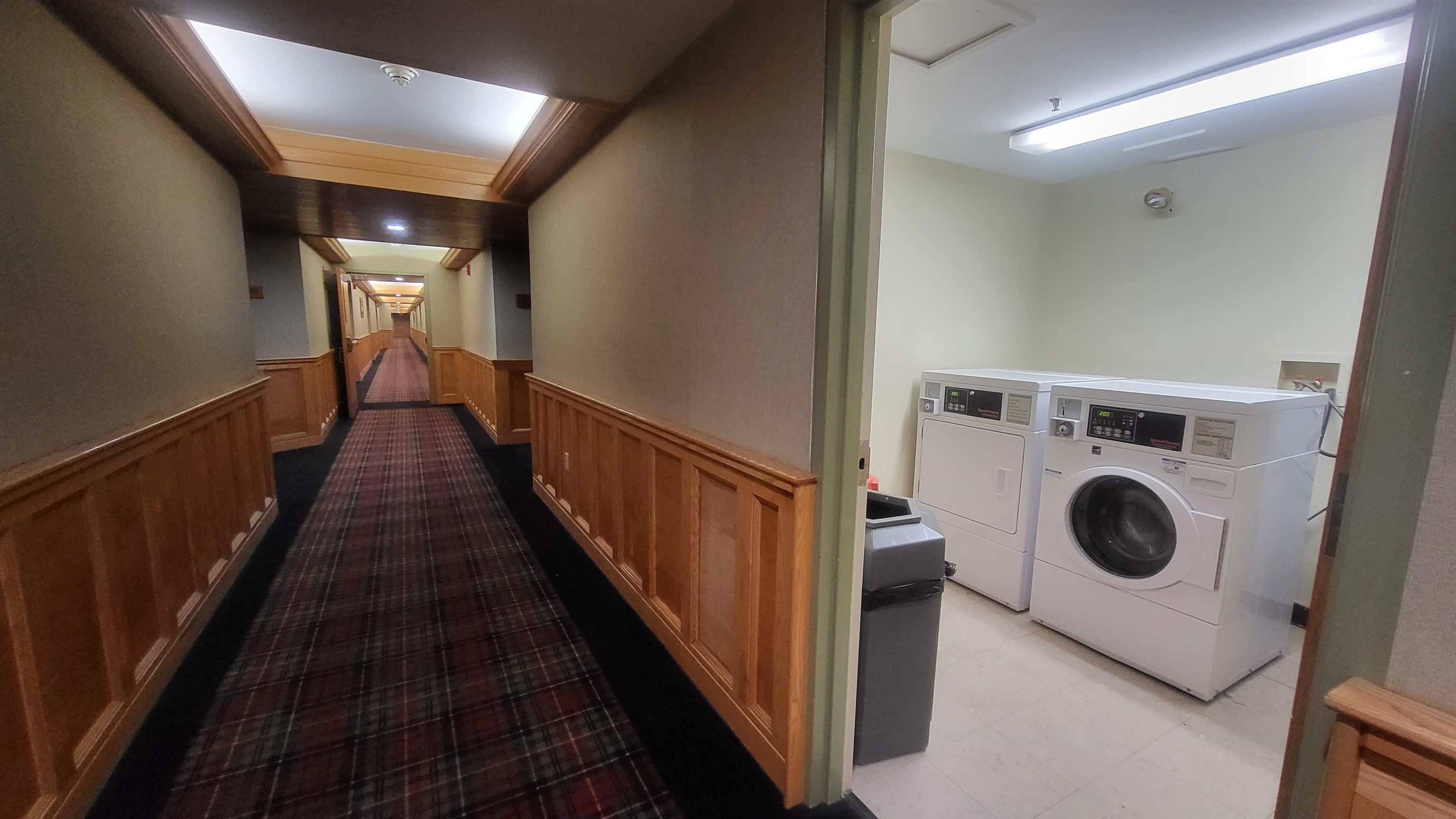 W/D,ice on all floors