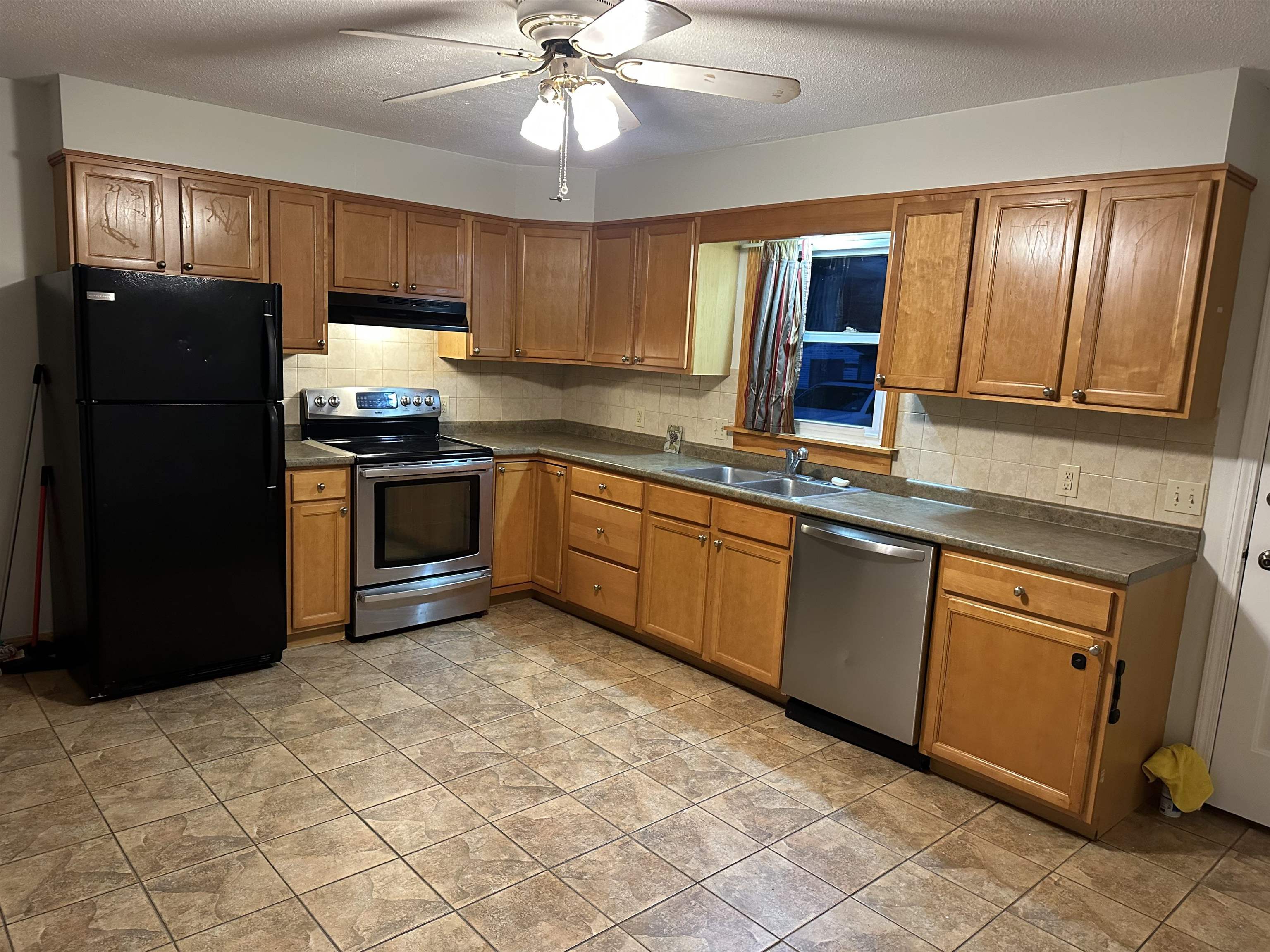 Photo 1 of Townhouse for sale at 606 Mill Pond Rd #3, Colchester, VT 05446 | MLS# 5075034 | Listing updated on 2026-09-19