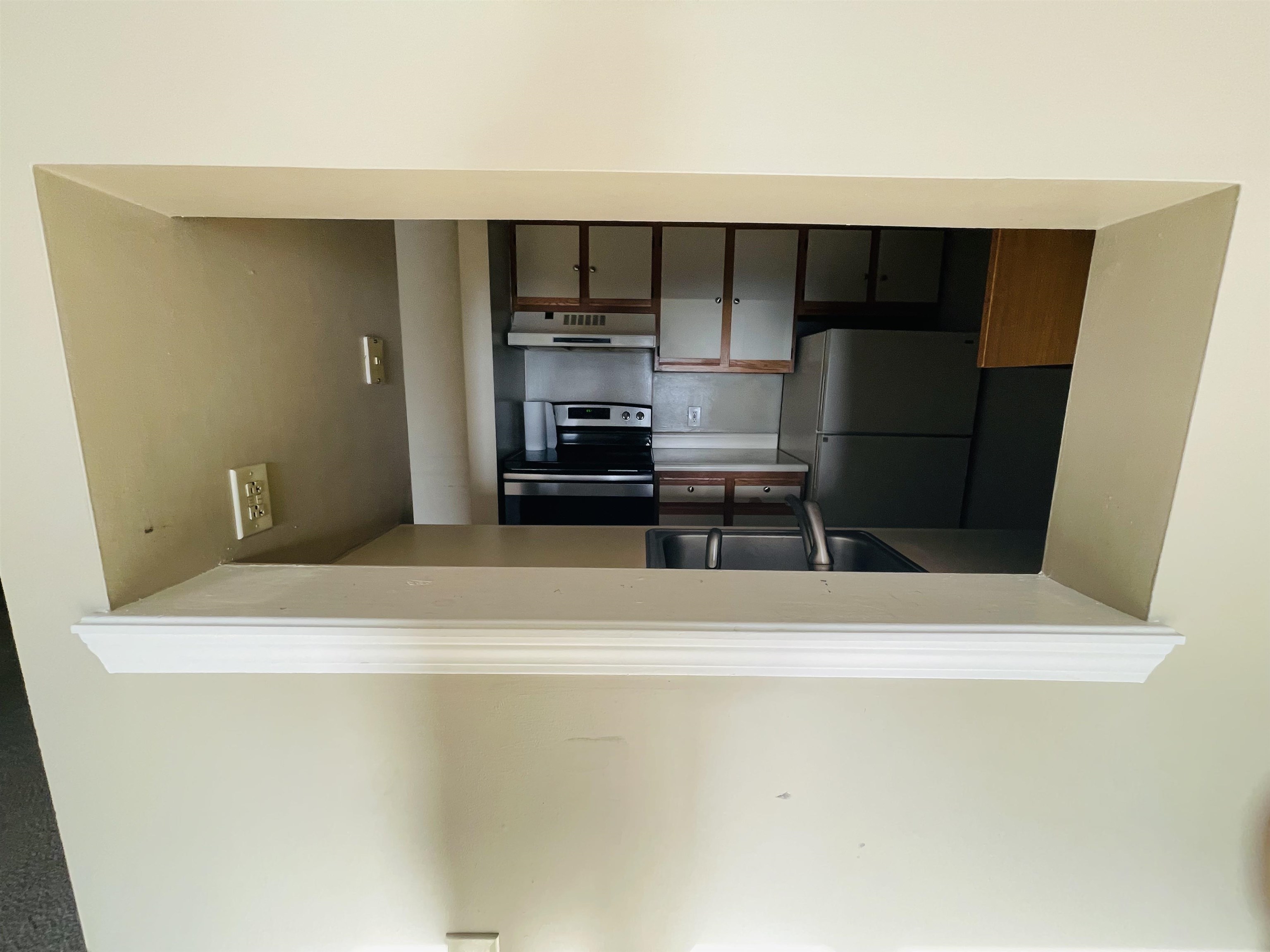 130 Eastern Ave, Manchester, NH 03104