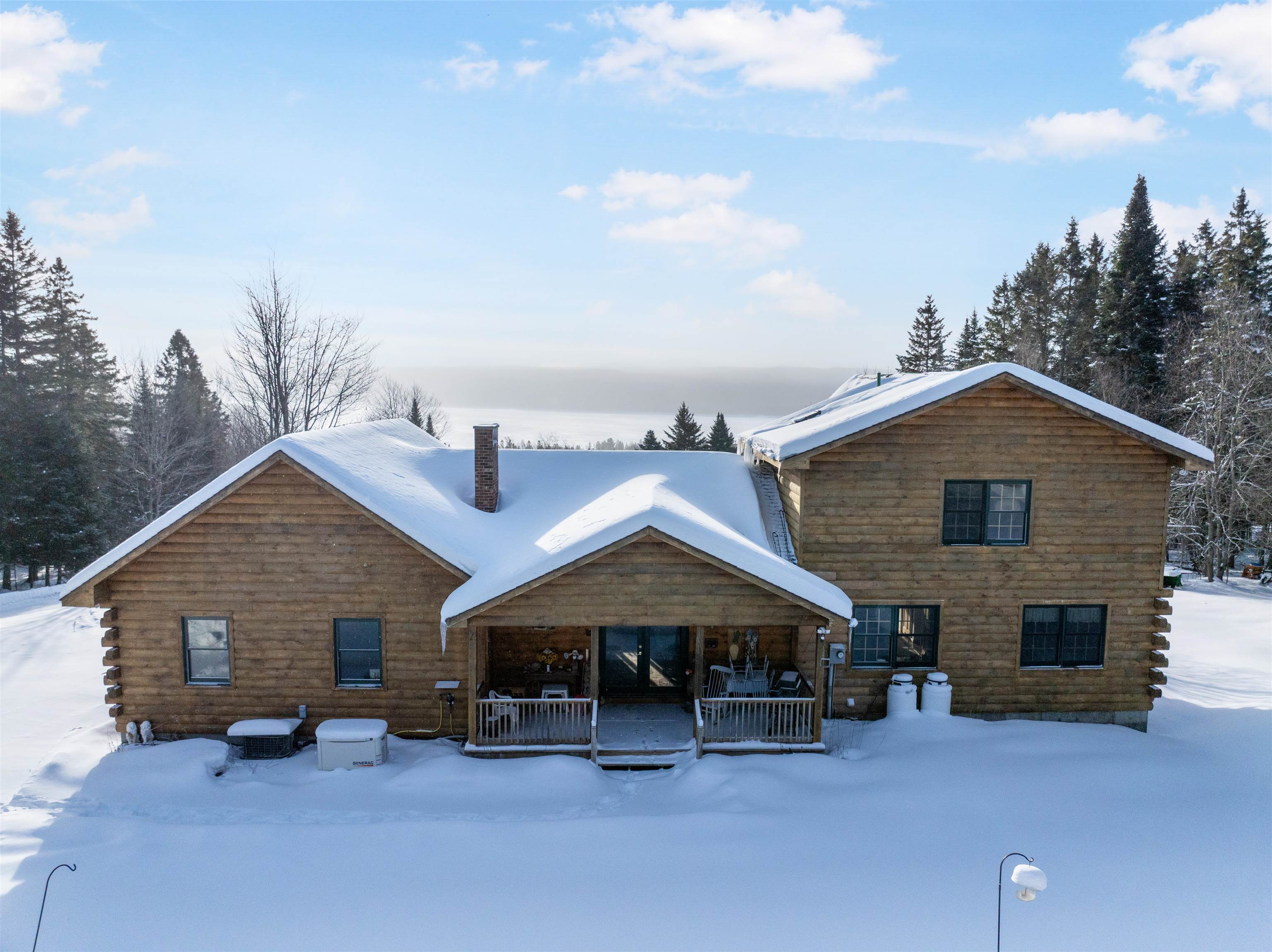 56 The Tarns Rd, Pittsburg, NH 03592