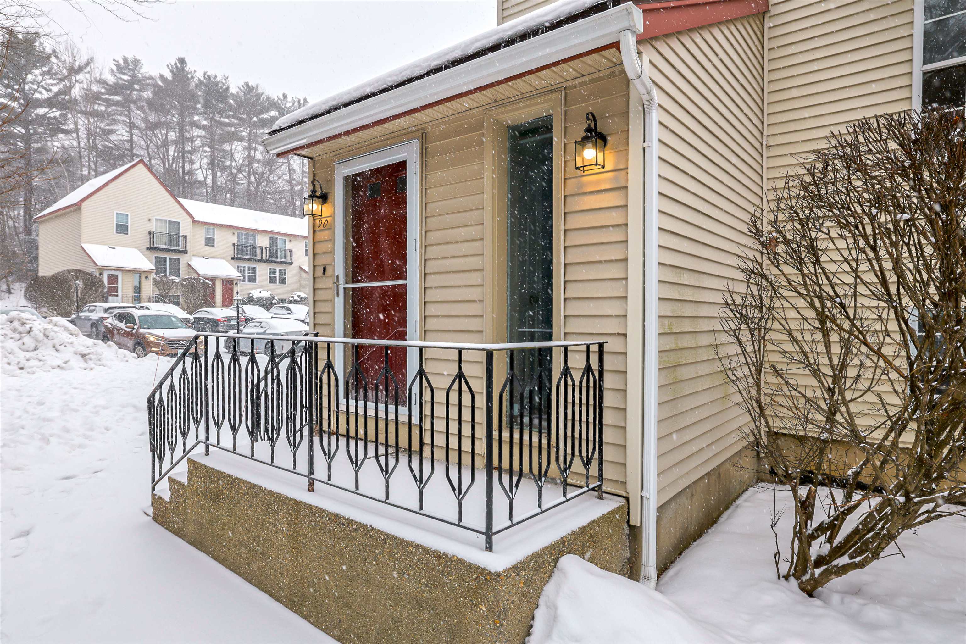 90 East Ridge Rd, Merrimack, NH 03054