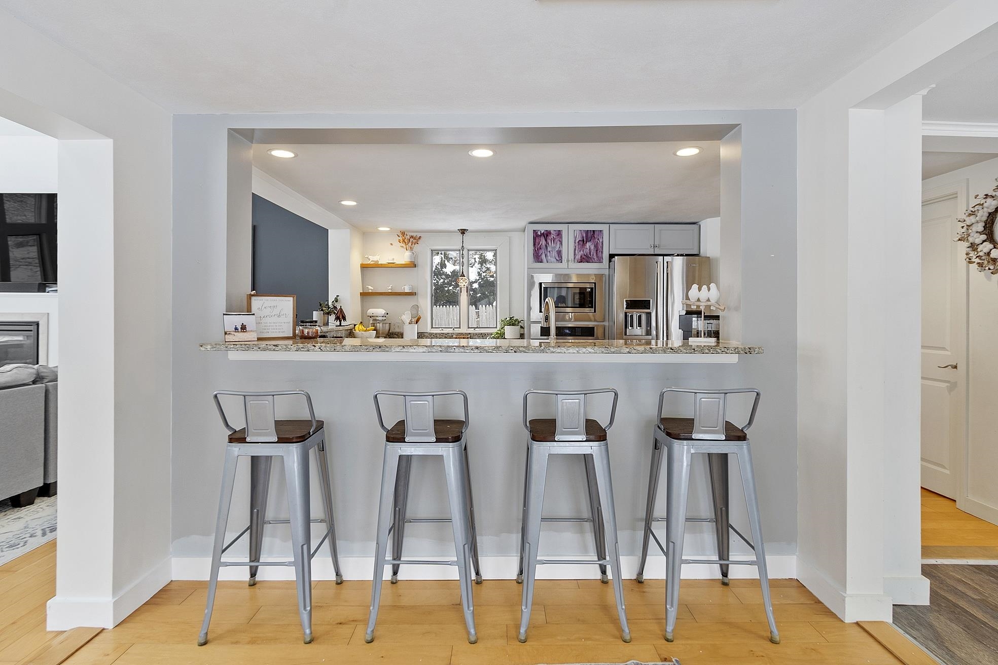 Homes for sale in Windham, NH | 47 Cobbetts Pond Rd, Windham, NH 03087 | MLS# 5075059