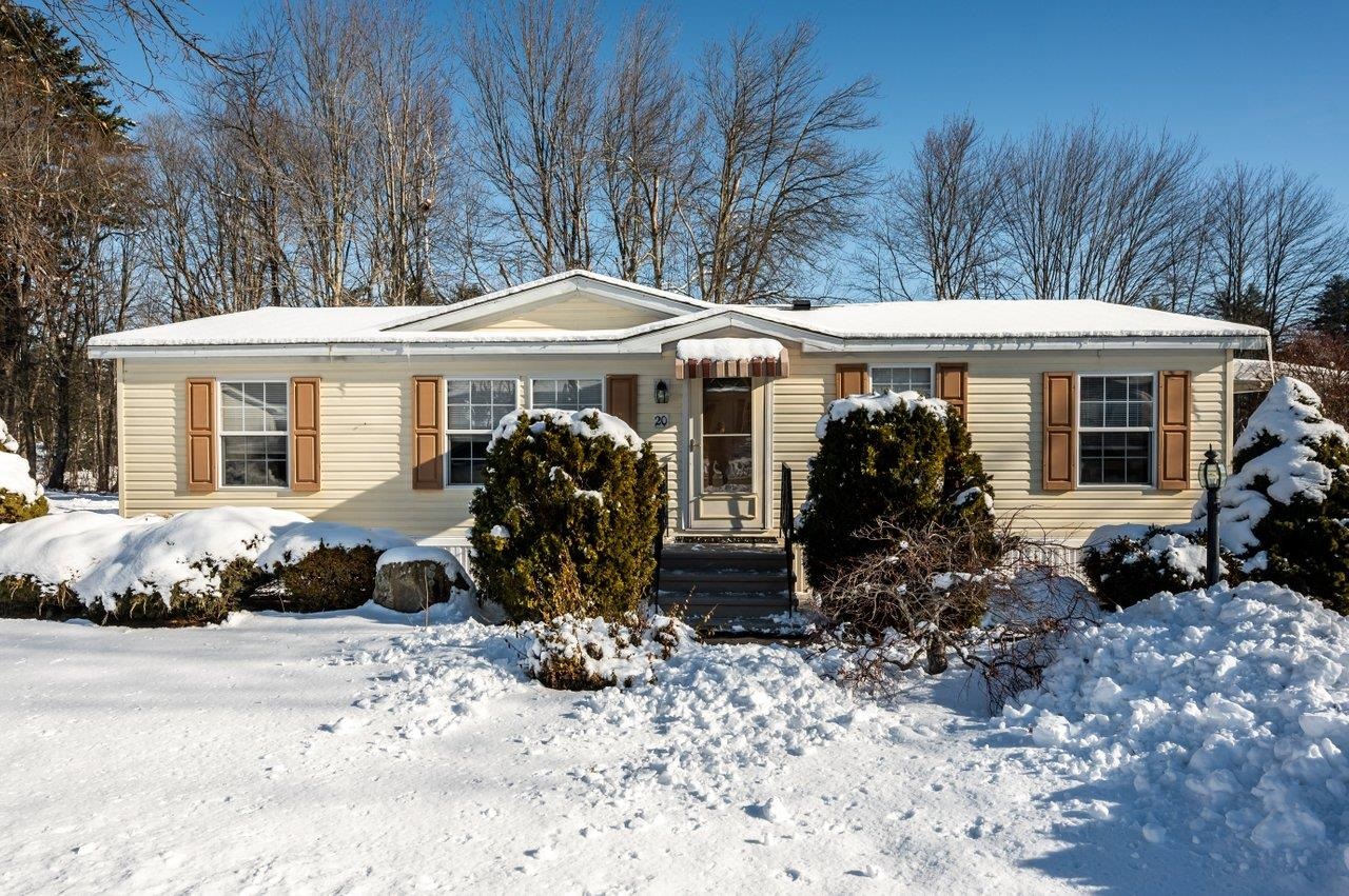20 Seneca St, Rochester, NH 03867