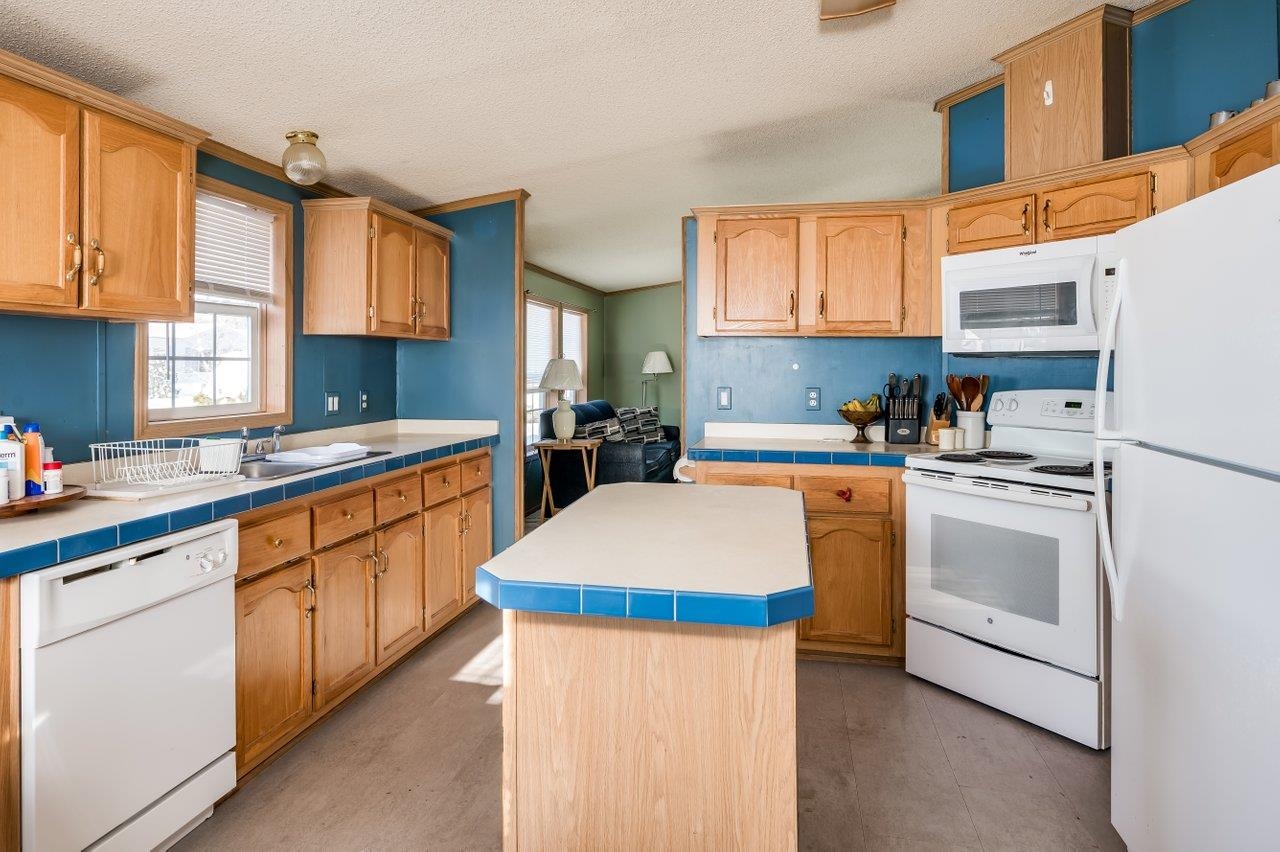 20 Seneca St, Rochester, NH 03867