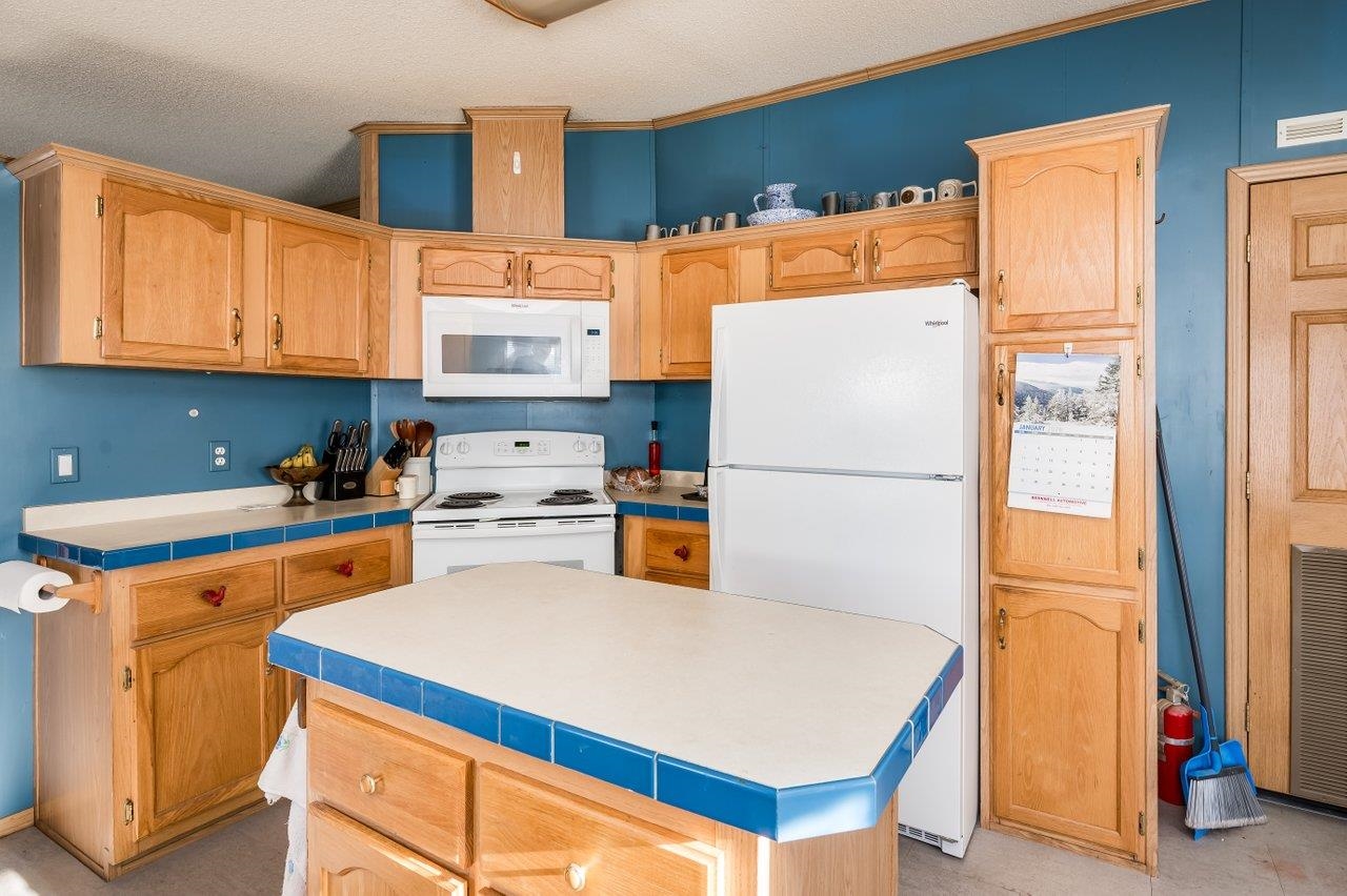 20 Seneca St, Rochester, NH 03867