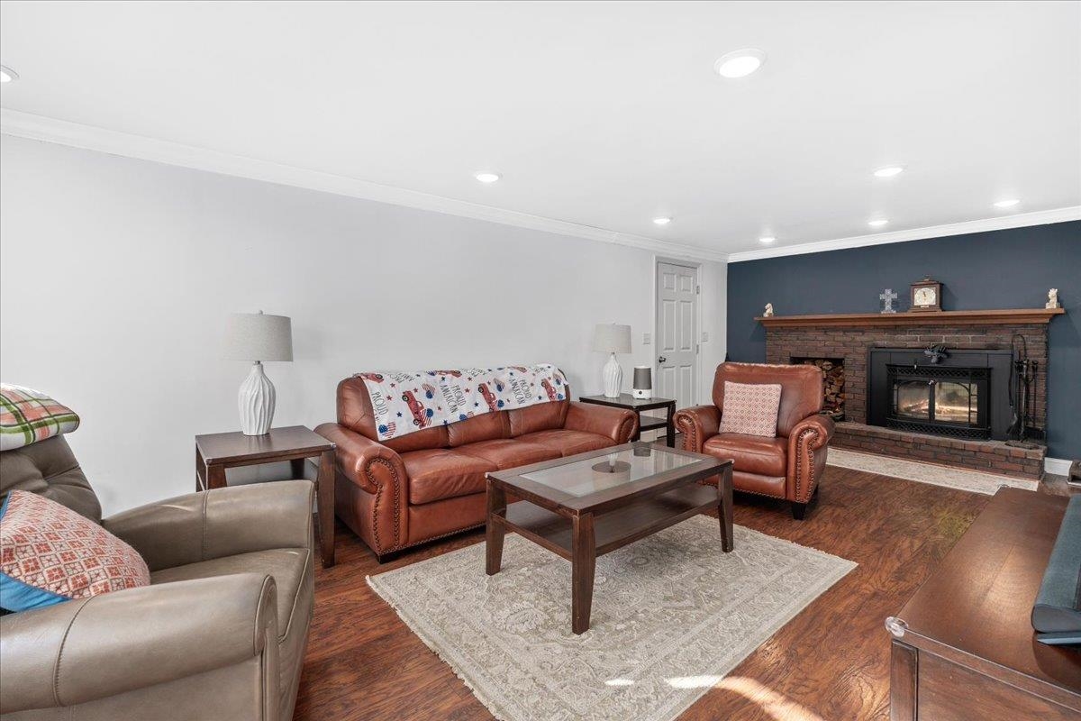 605 Wallis Rd, Rye, NH 03870