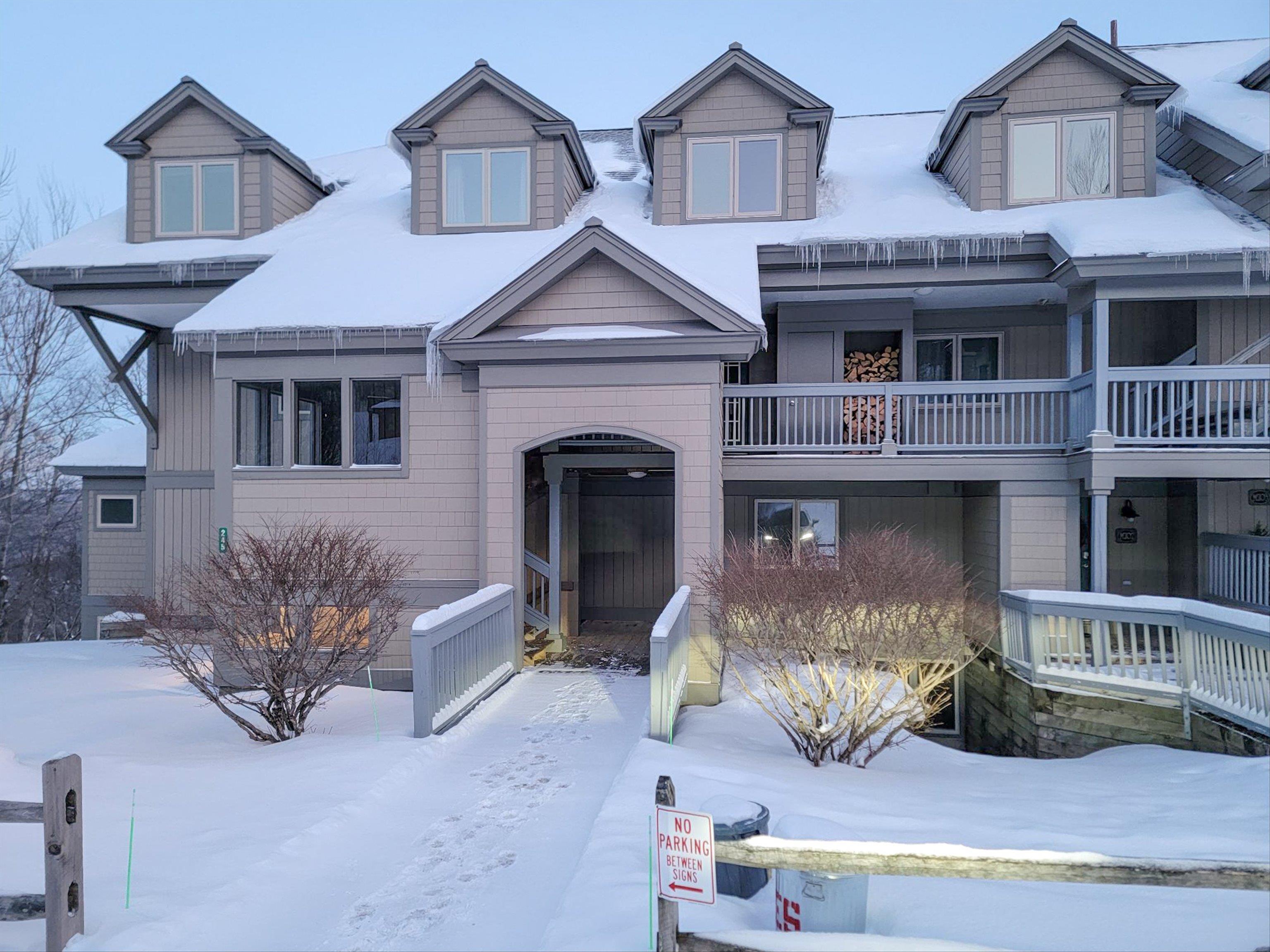 Homes for sale in Ludlow, VT | 245 Solitude Rd #M-102, Ludlow, VT 05149 | MLS# 5075084