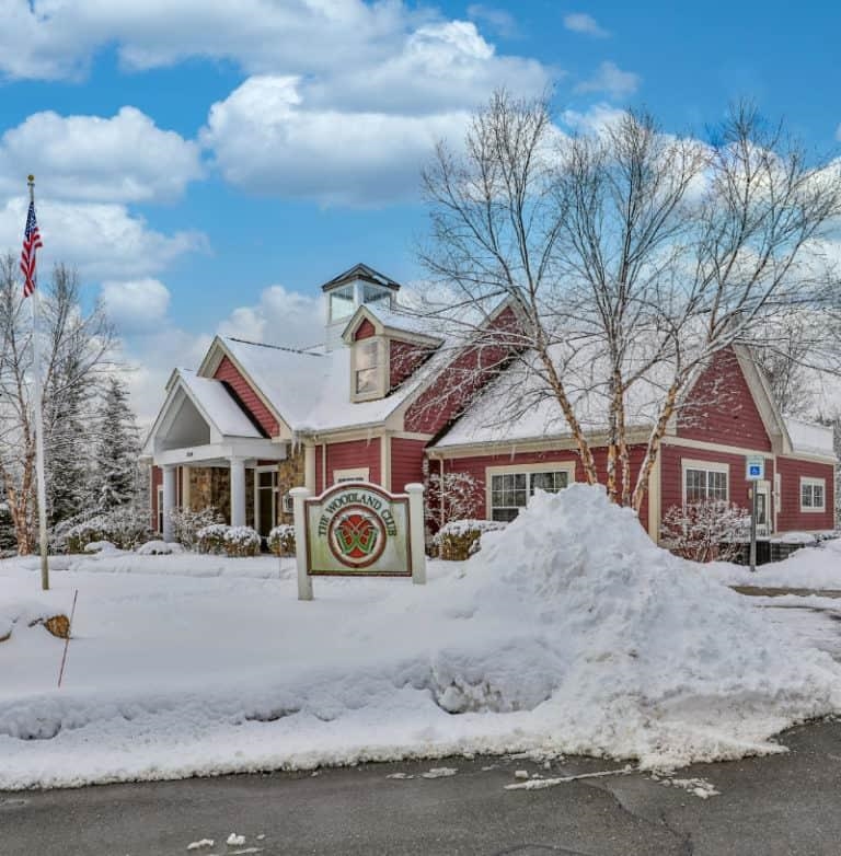 78 Woodview Way, Manchester, NH 03102