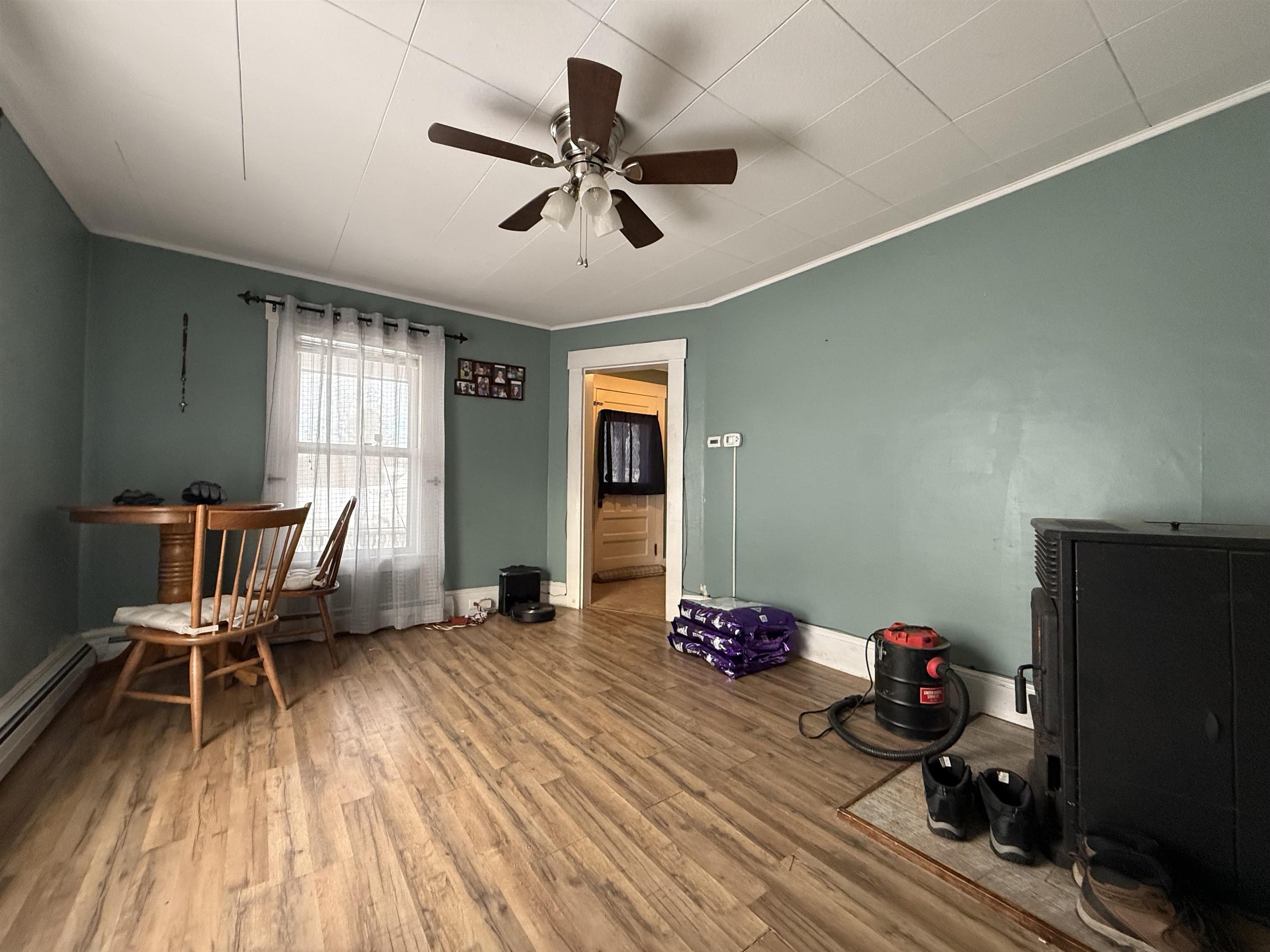 18 Highland Ave, Franklin, NH 03235