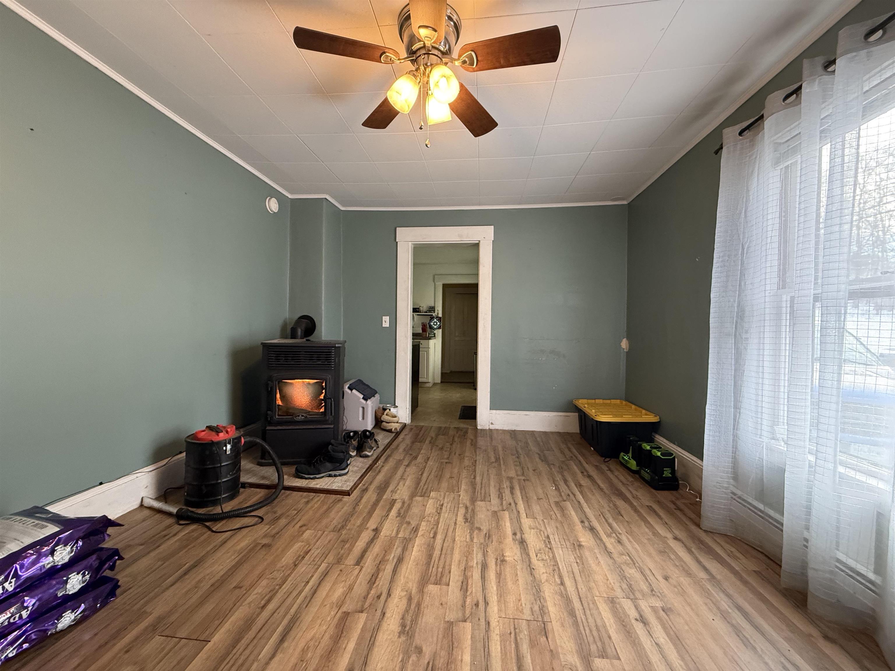 18 Highland Ave, Franklin, NH 03235