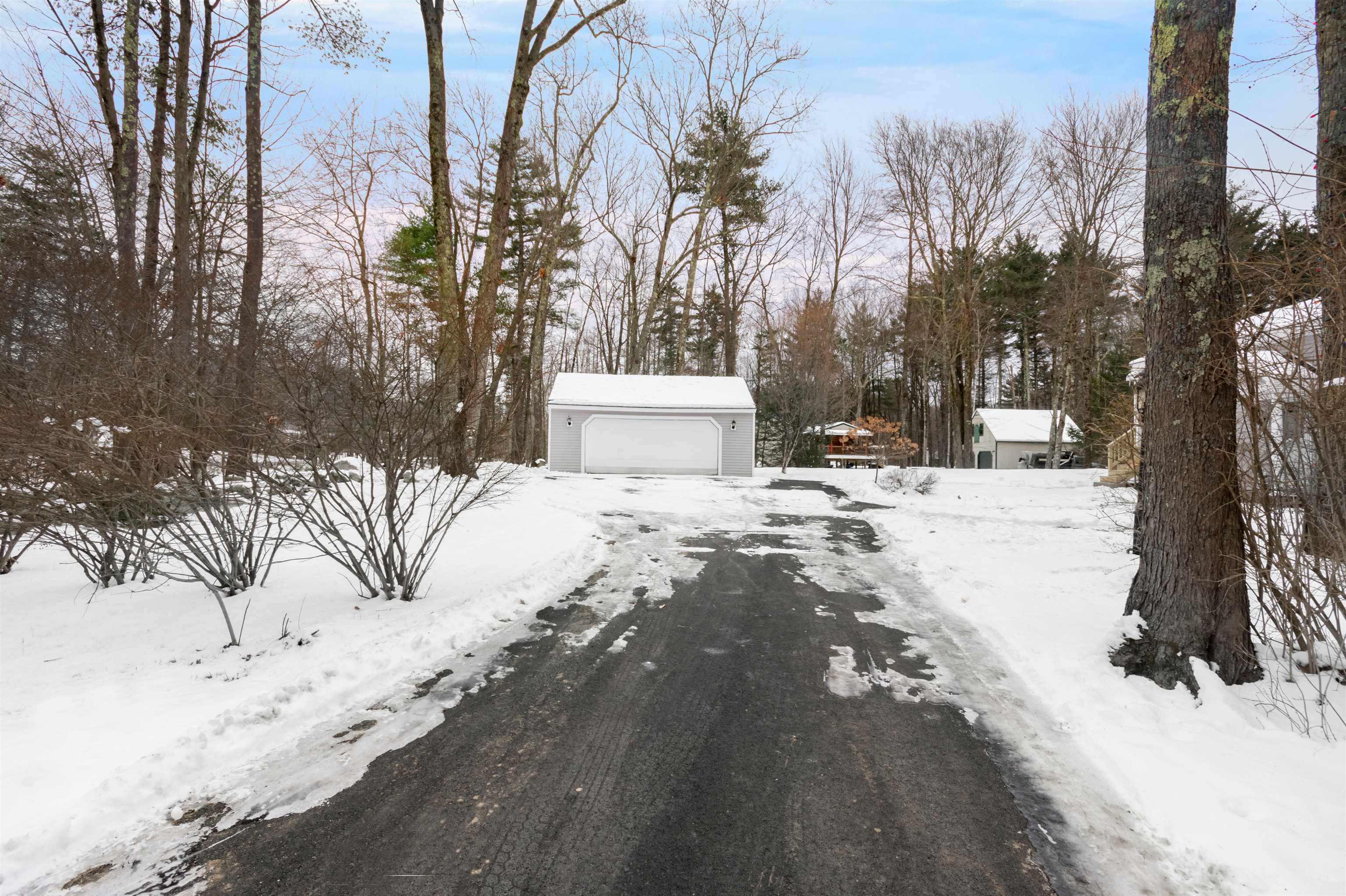 Homes for sale in Sandown, NH | 110 Main St, Sandown, NH 03873 | MLS# 5075097